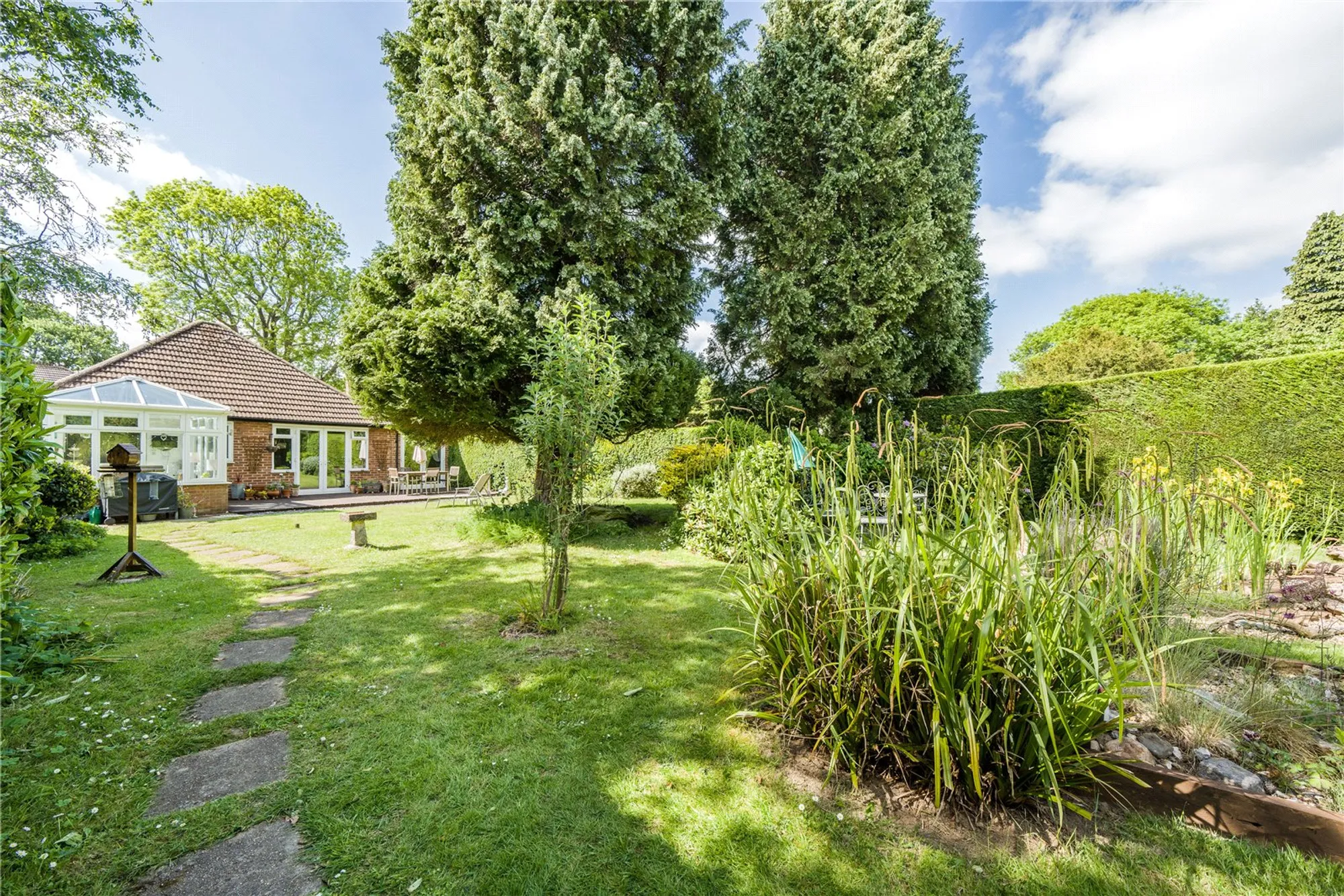 3 bed detached bungalow for sale in Farleigh Road, Warlingham - Property Image 1