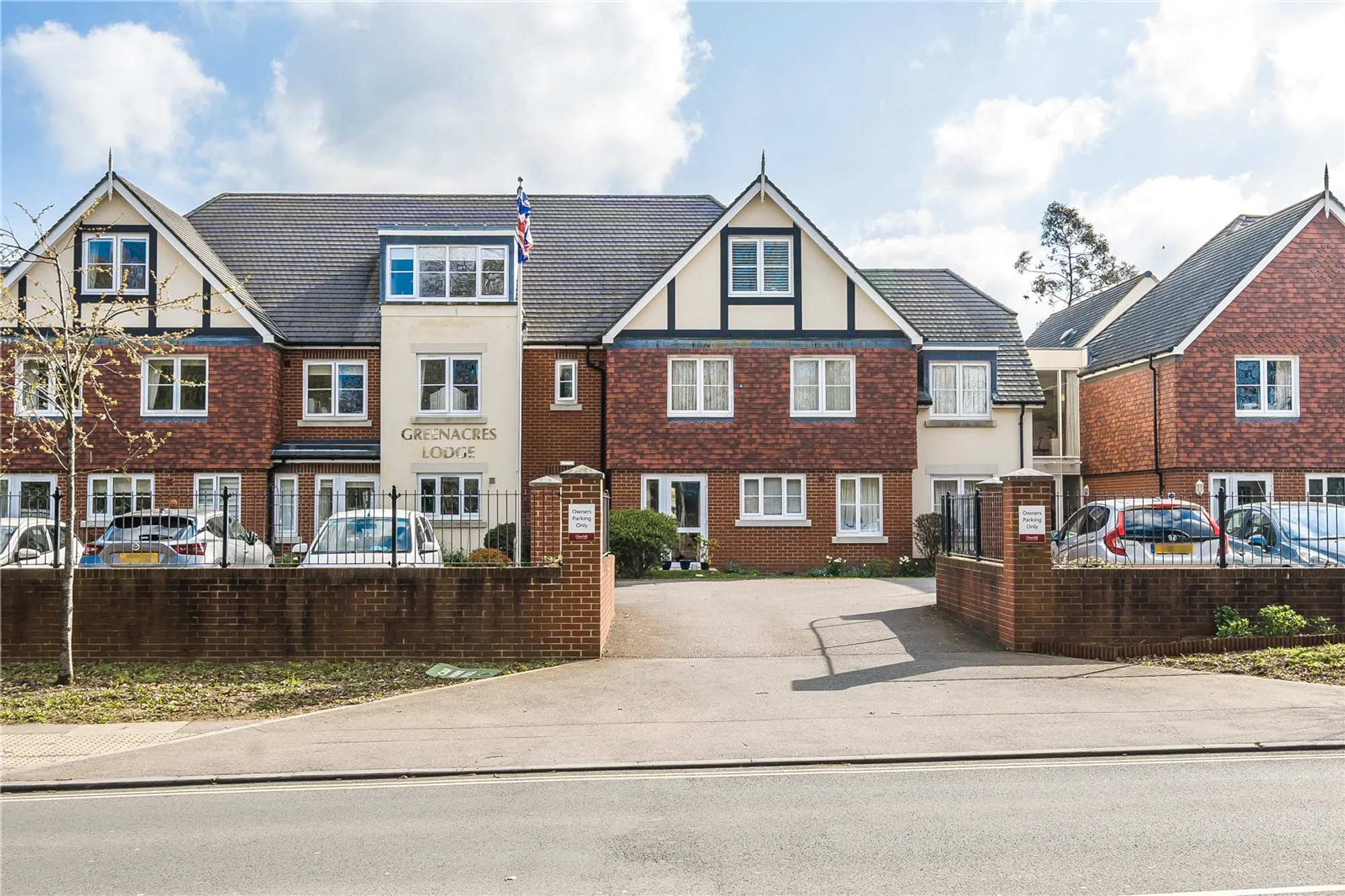 1 bed for sale in Limpsfield Road, Warlingham  - Property Image 1