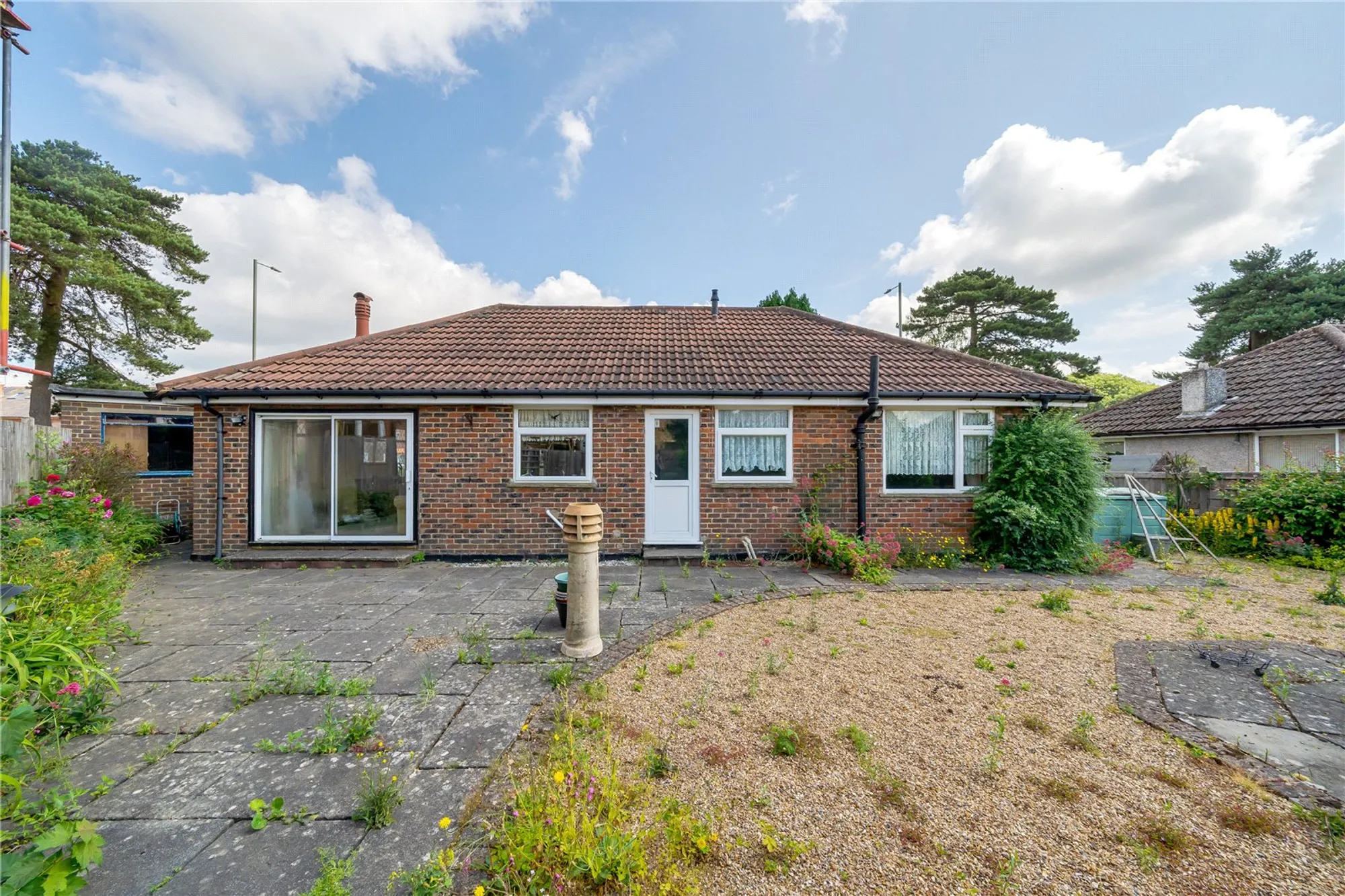 2 bed detached bungalow for sale in Limpsfield Road, Warlingham  - Property Image 4