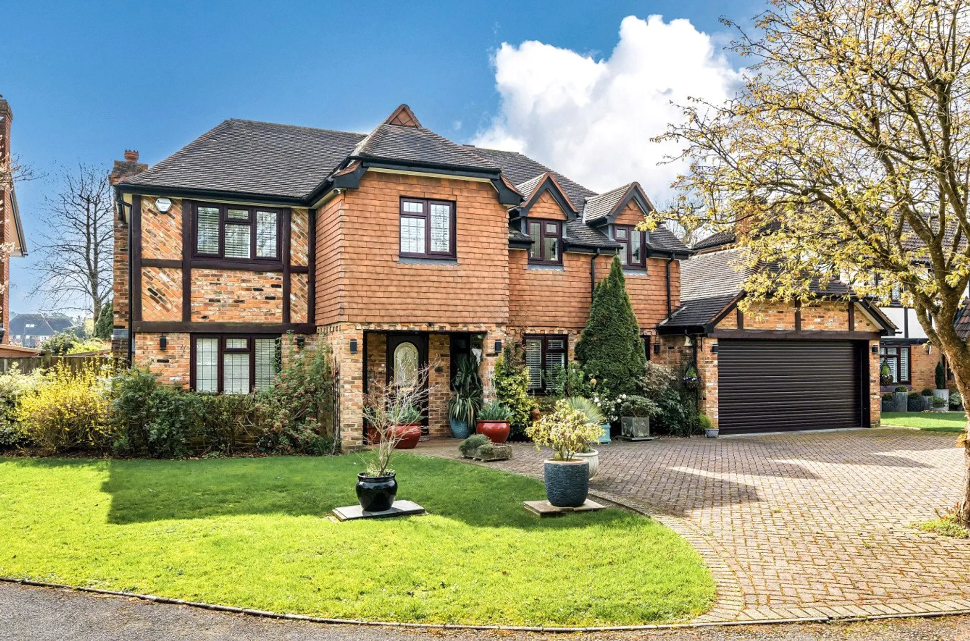 5 bed detached house for sale in Westhall Road, Warlingham 1