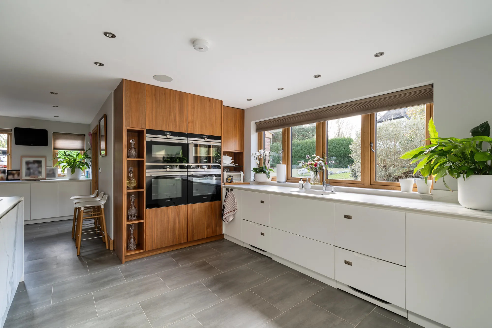 4 bed detached house for sale in Lunghurst Road, Caterham  - Property Image 10