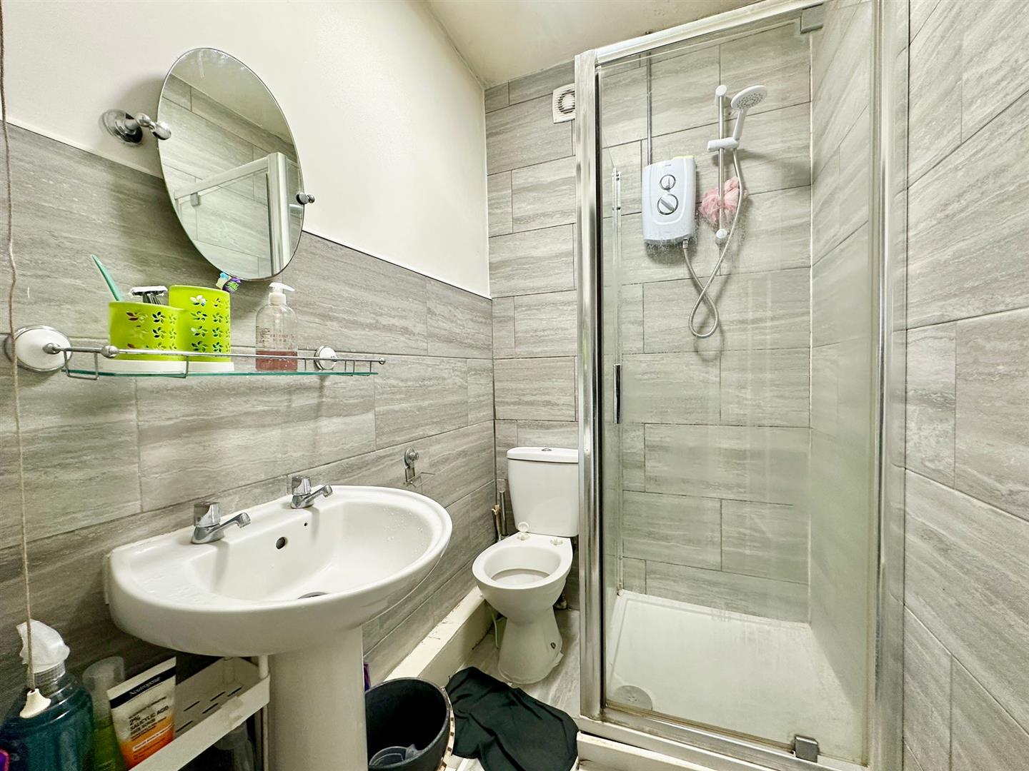 1 bed house share to rent in Laleham Road, London  - Property Image 3