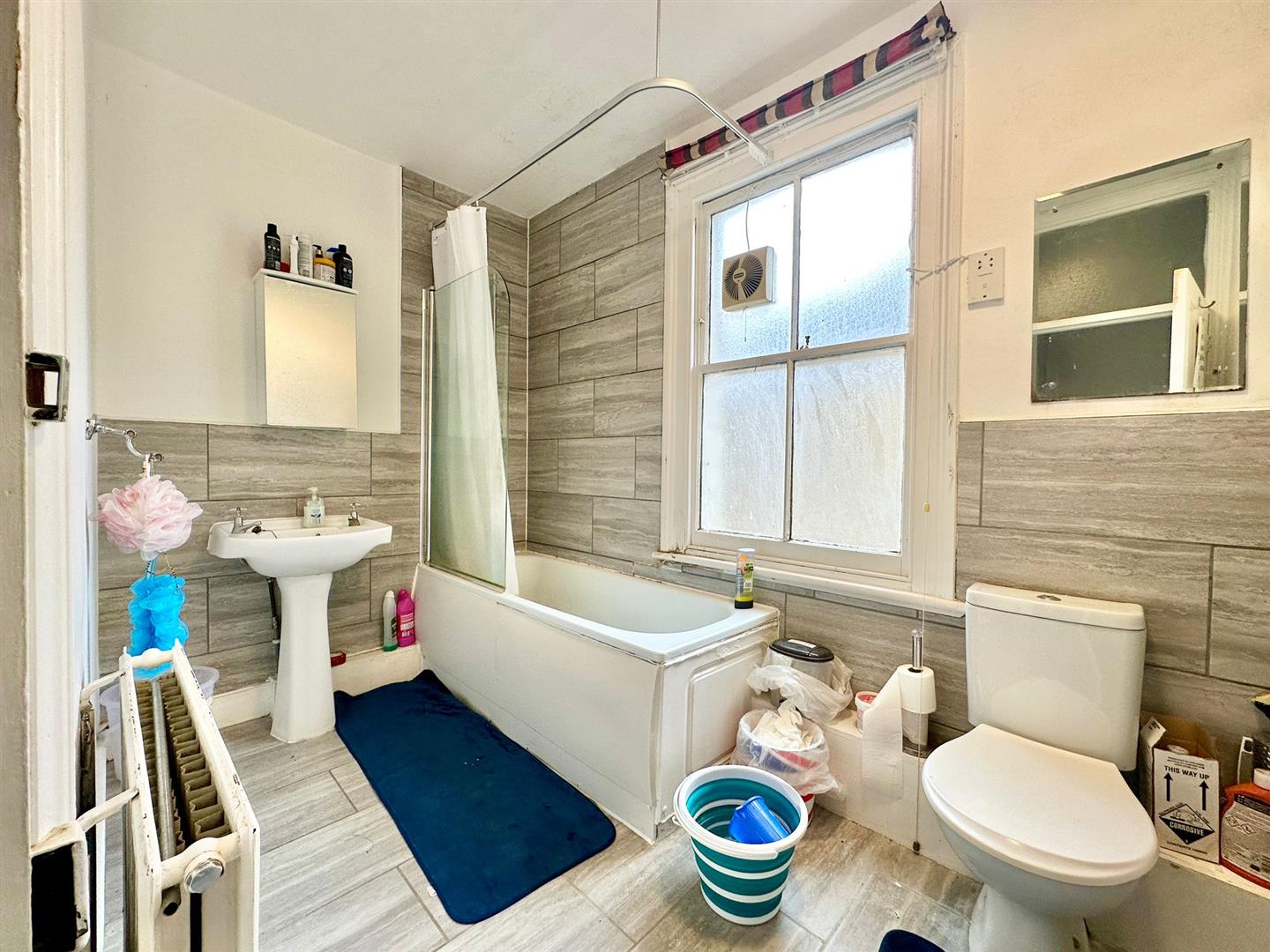 1 bed house share to rent in Laleham Road, London  - Property Image 9