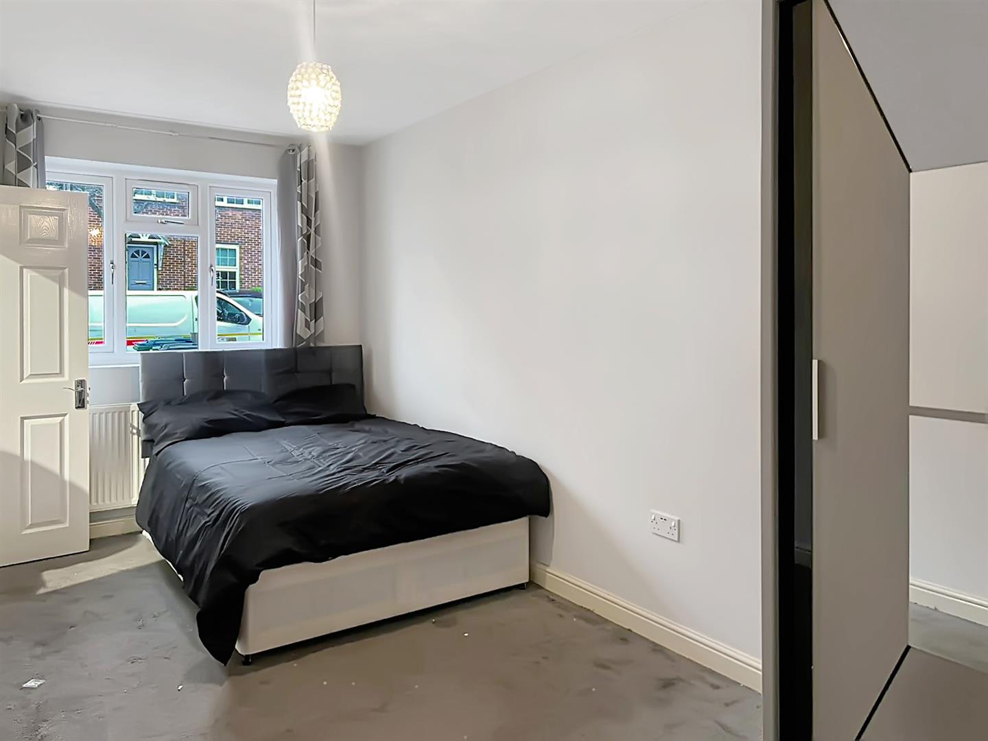 1 bed house share to rent in Scarsbrook Road, London  - Property Image 1