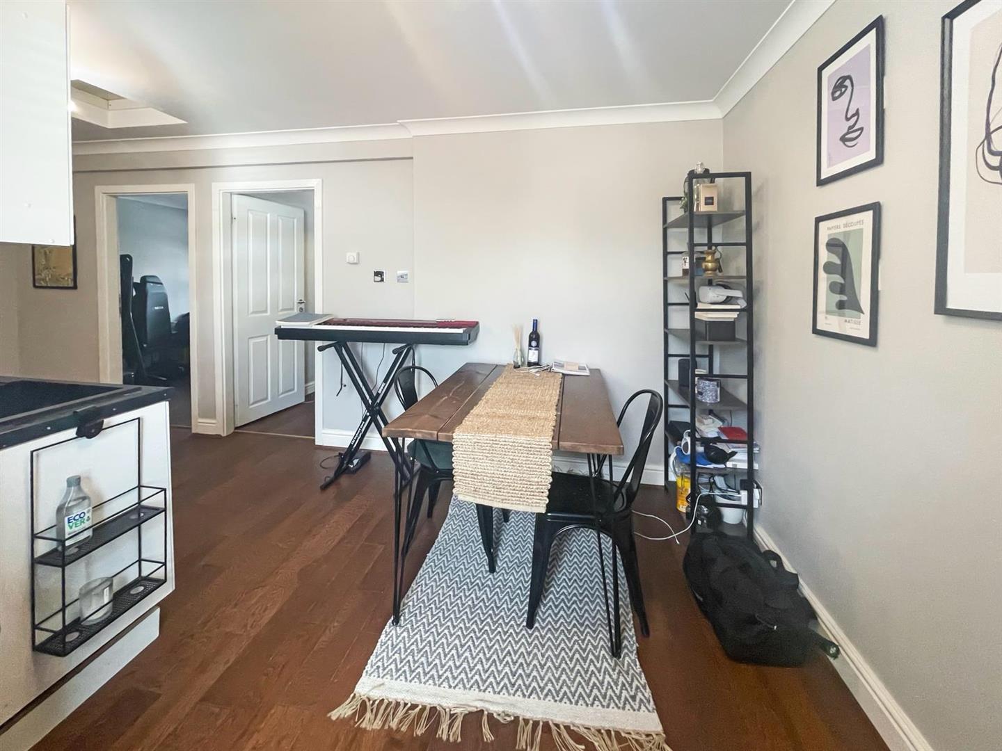 2 bed house to rent in Albacore Crescent, London, SE13