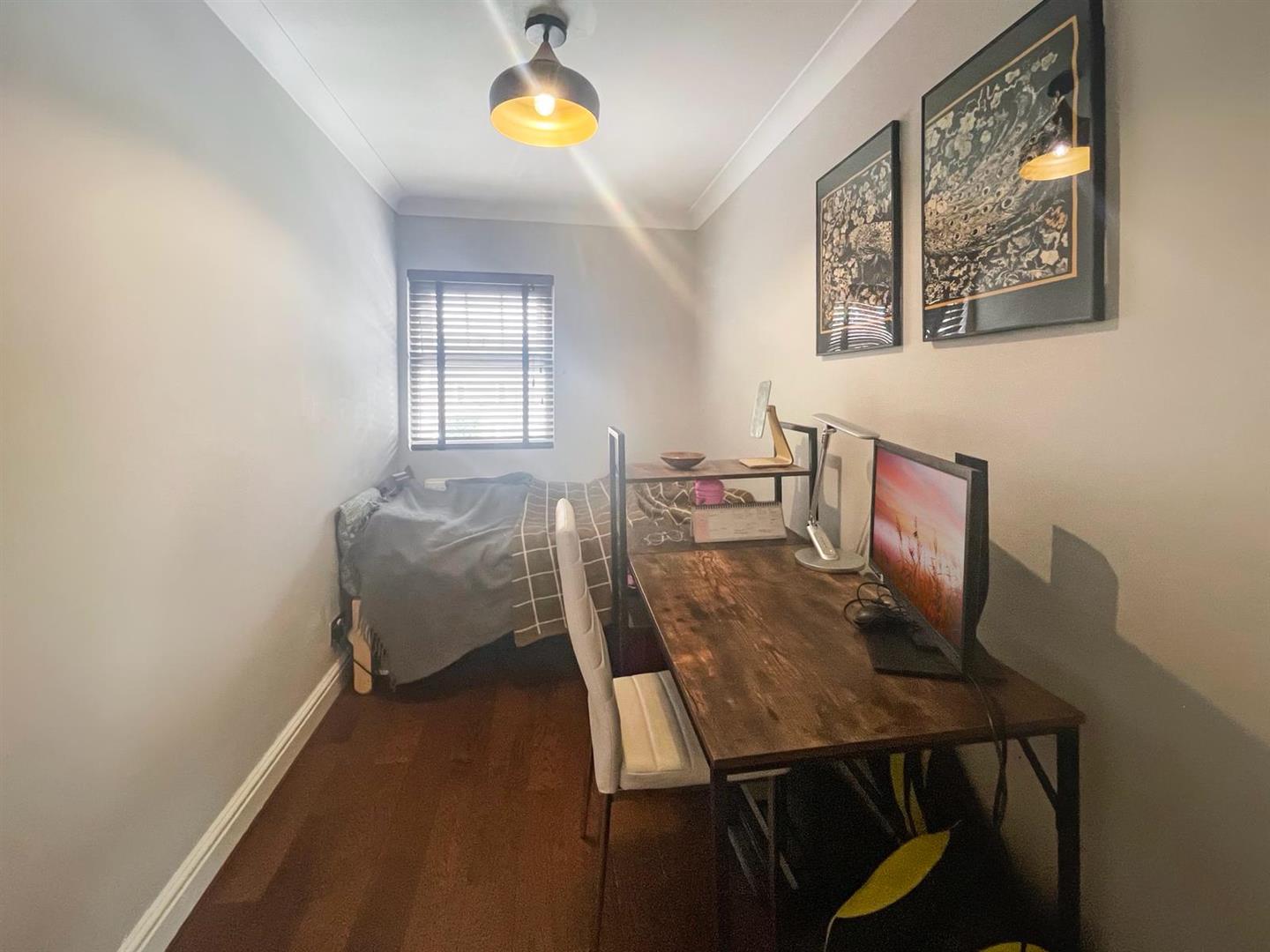 2 bed house to rent in Albacore Crescent, London 2