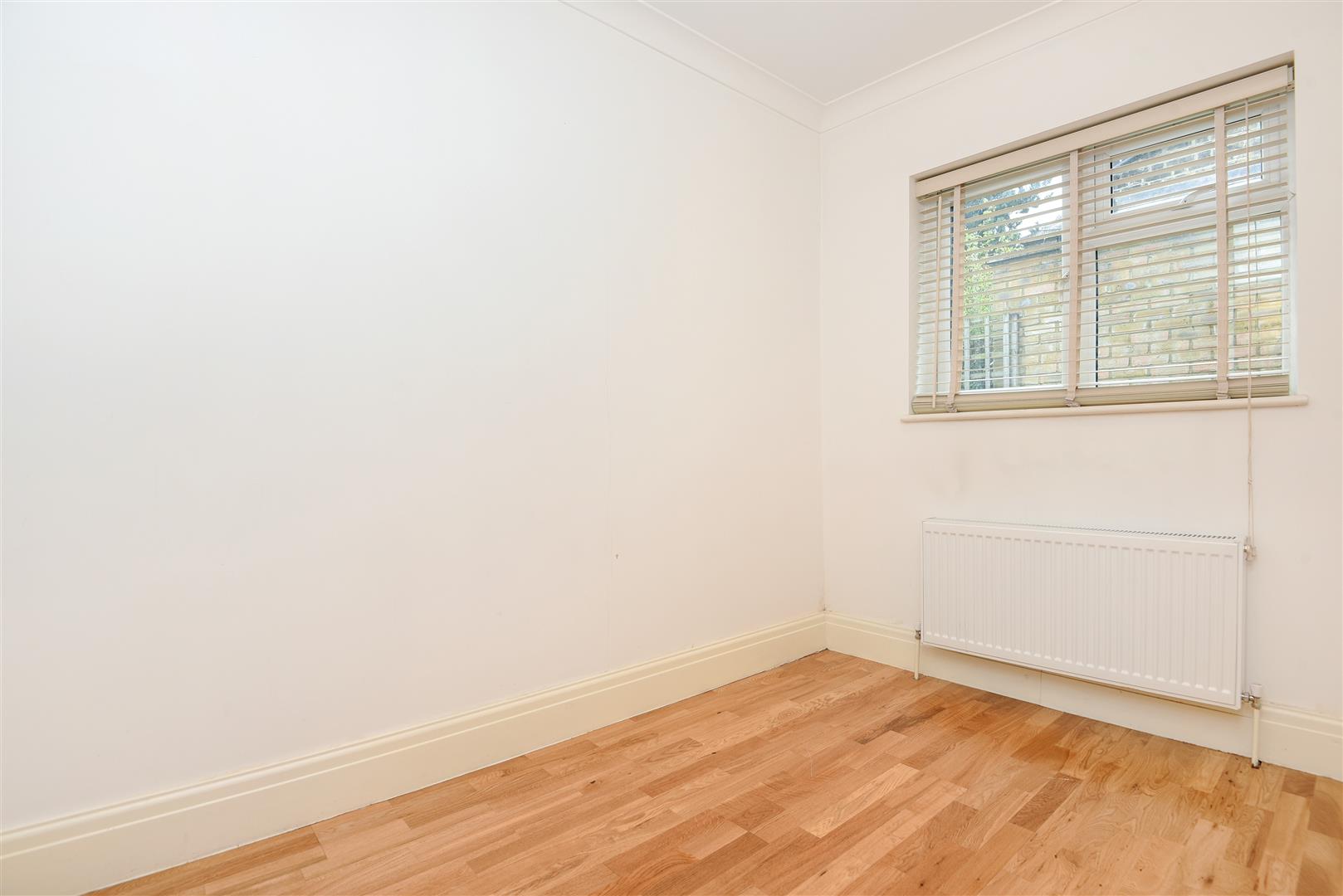 2 bed flat to rent in Shooters Hill Road, London  - Property Image 6