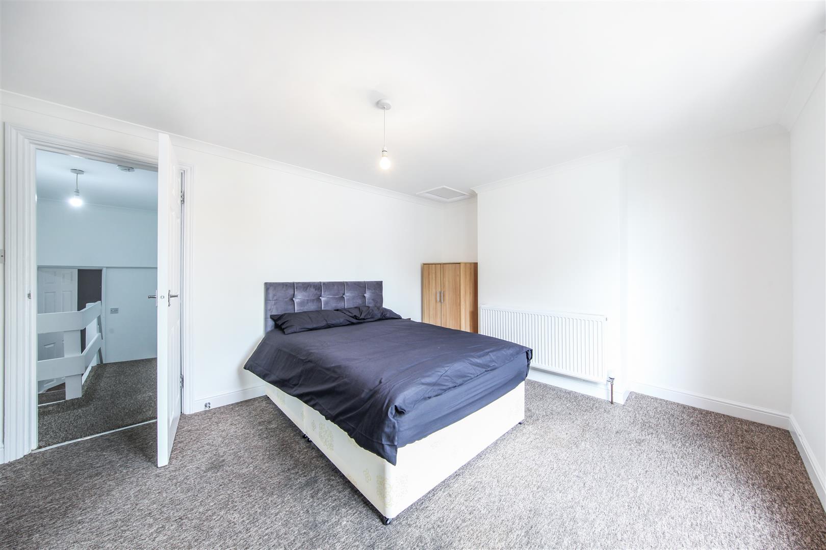 1 bed house share to rent in Burrage Place, London 1