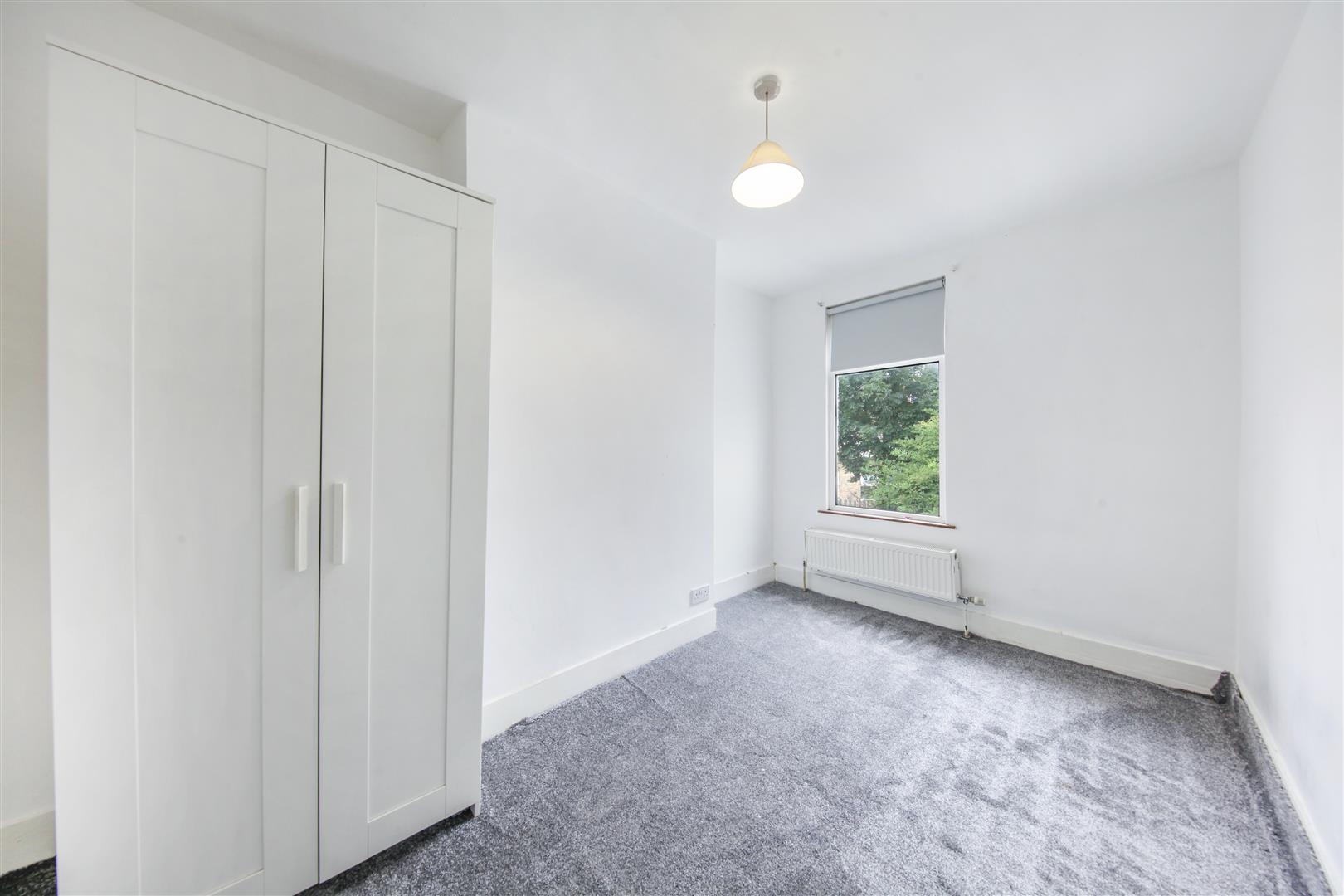 2 bed semi-detached house for sale in Rojack Road, London  - Property Image 6