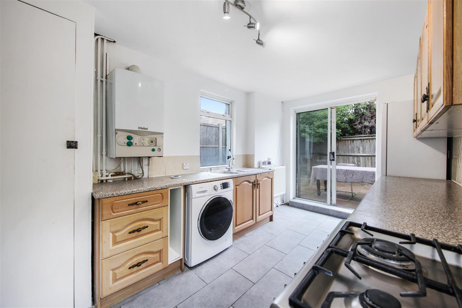 2 bed semi-detached house for sale in Rojack Road, London  - Property Image 5