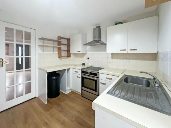 3 bed end of terrace house to rent in Longbridge Way, London  - Property Image 3