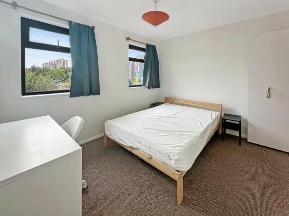 3 bed end of terrace house to rent in Longbridge Way, London  - Property Image 8