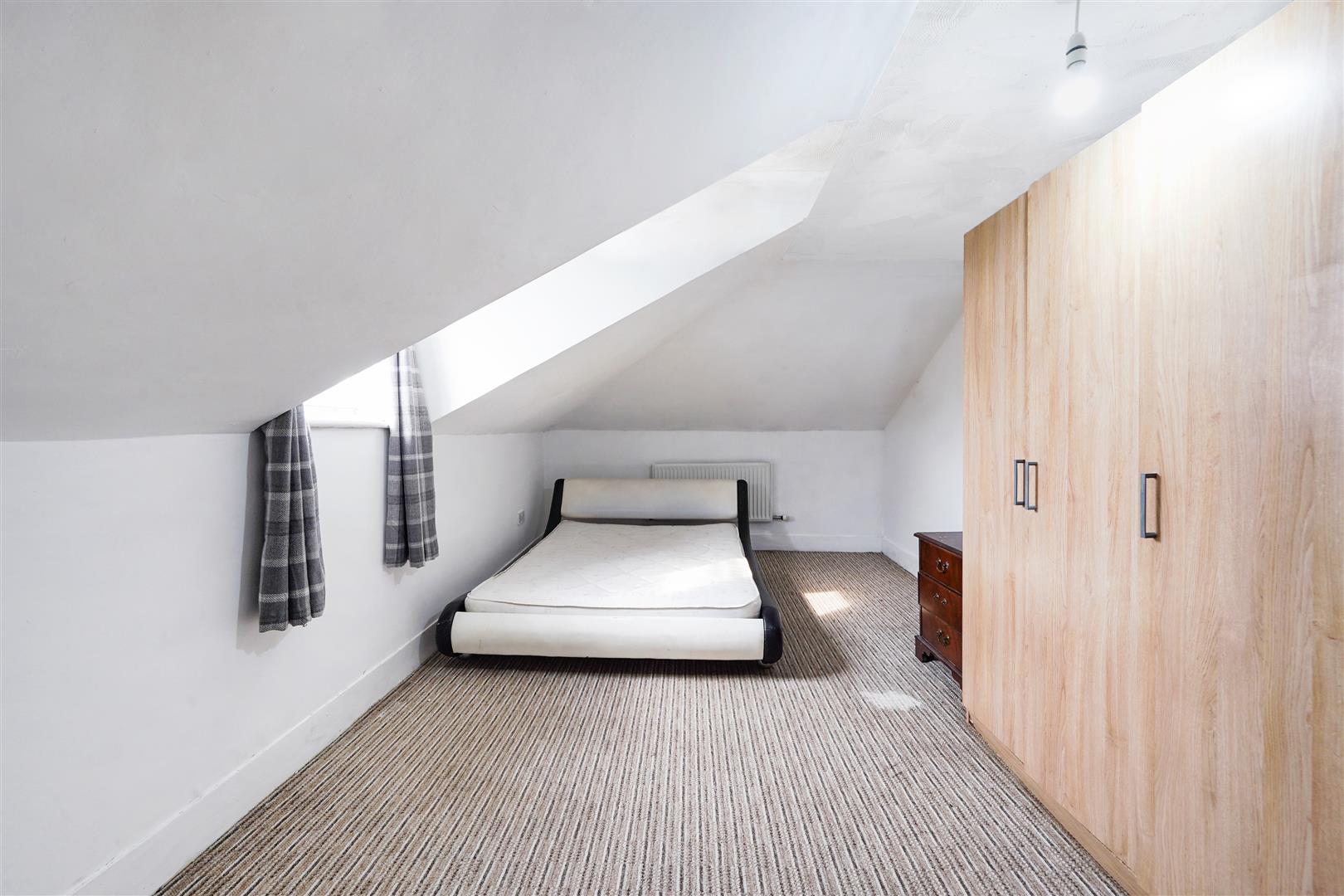 4 bed flat to rent in Breakspears Road, London  - Property Image 11