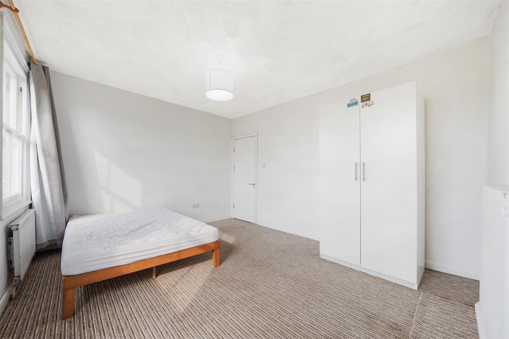 4 bed flat to rent in Breakspears Road, London  - Property Image 8