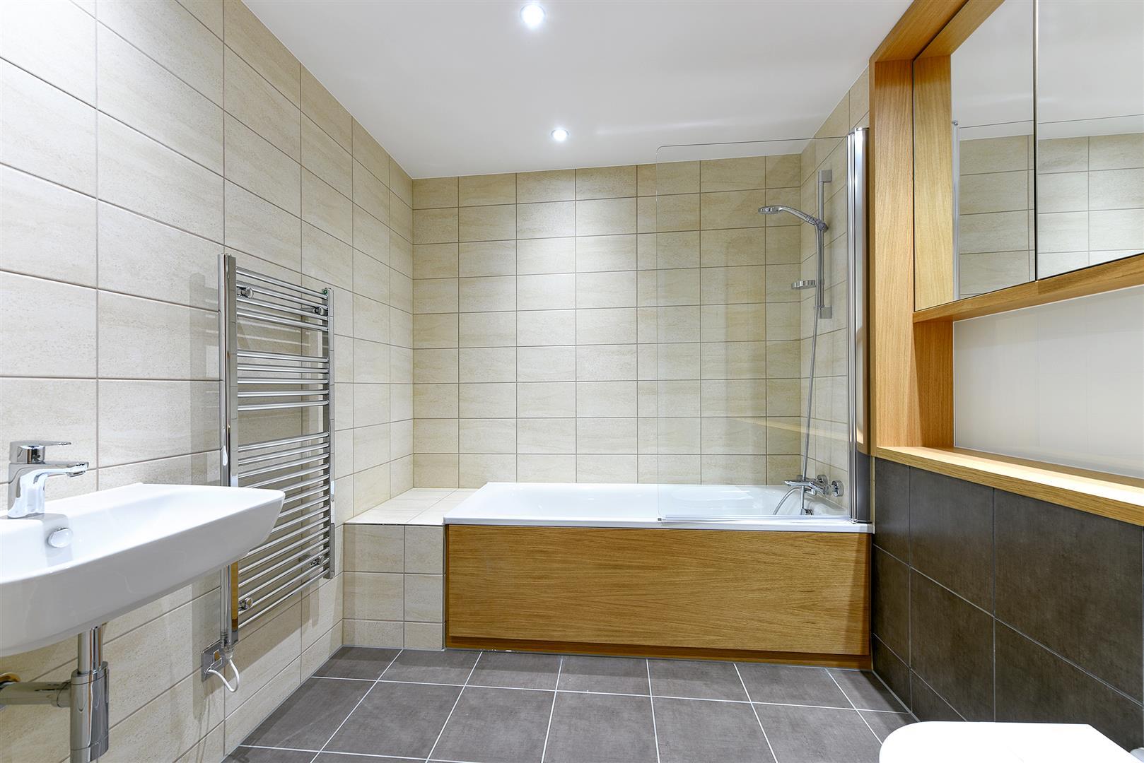 1 bed house to rent in Station Road, London  - Property Image 4