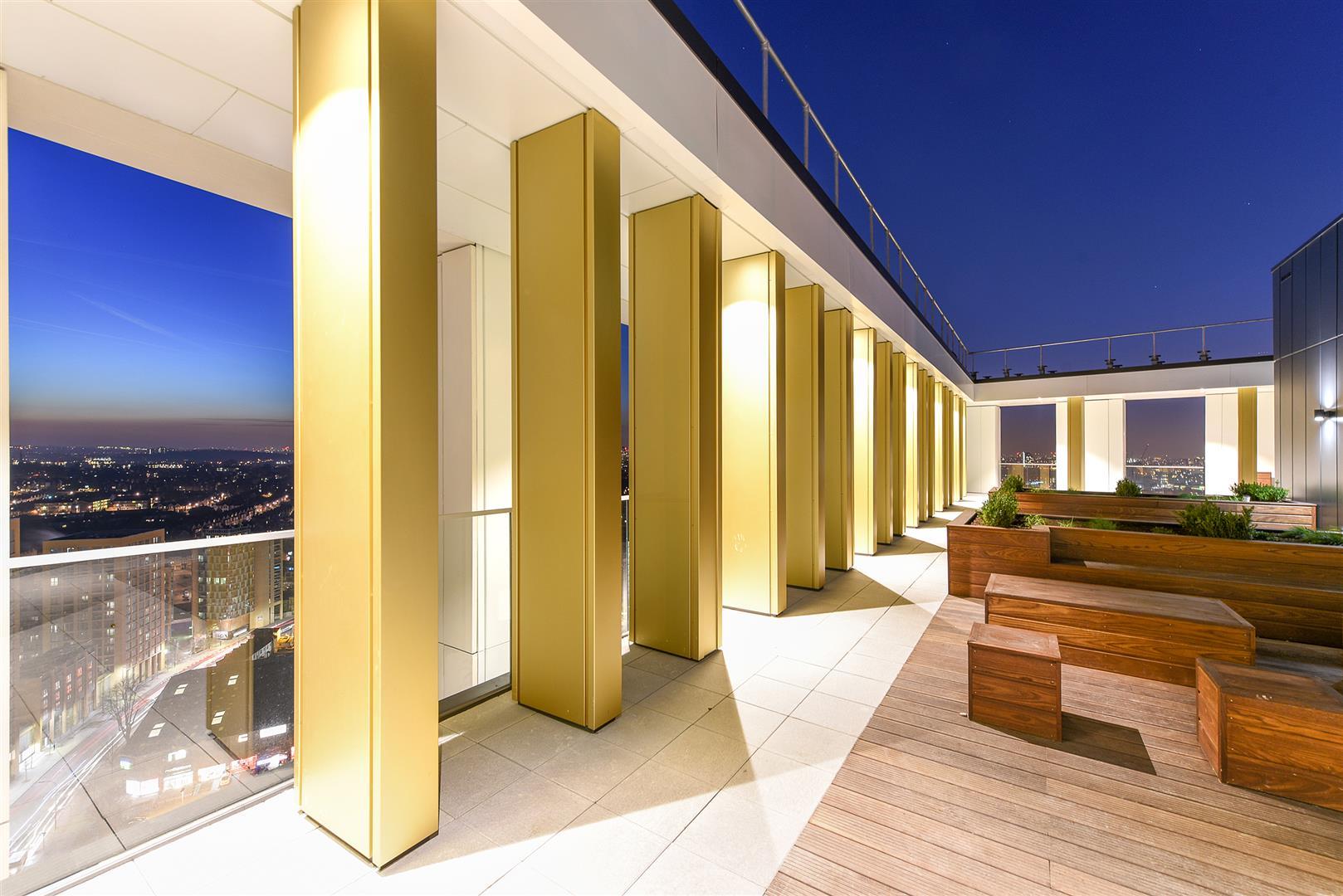 1 bed house to rent in Station Road, London 4