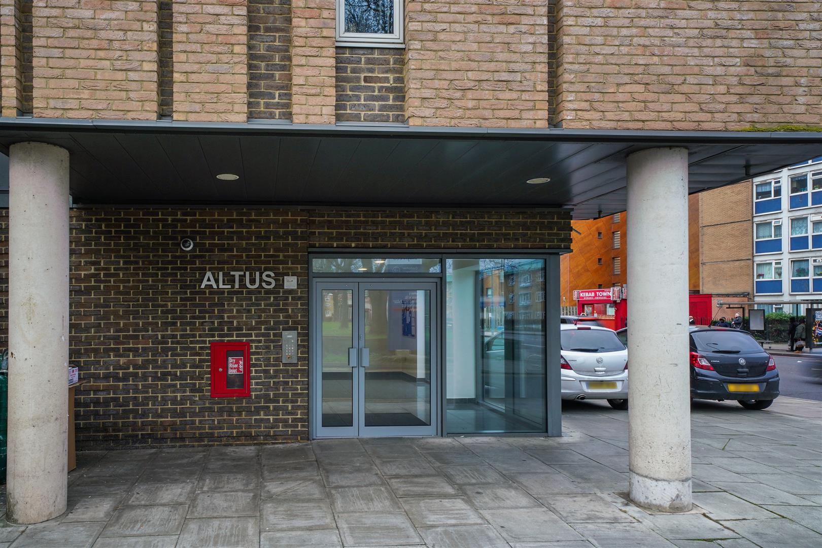 1 bed apartment for sale in Bromley Road 9