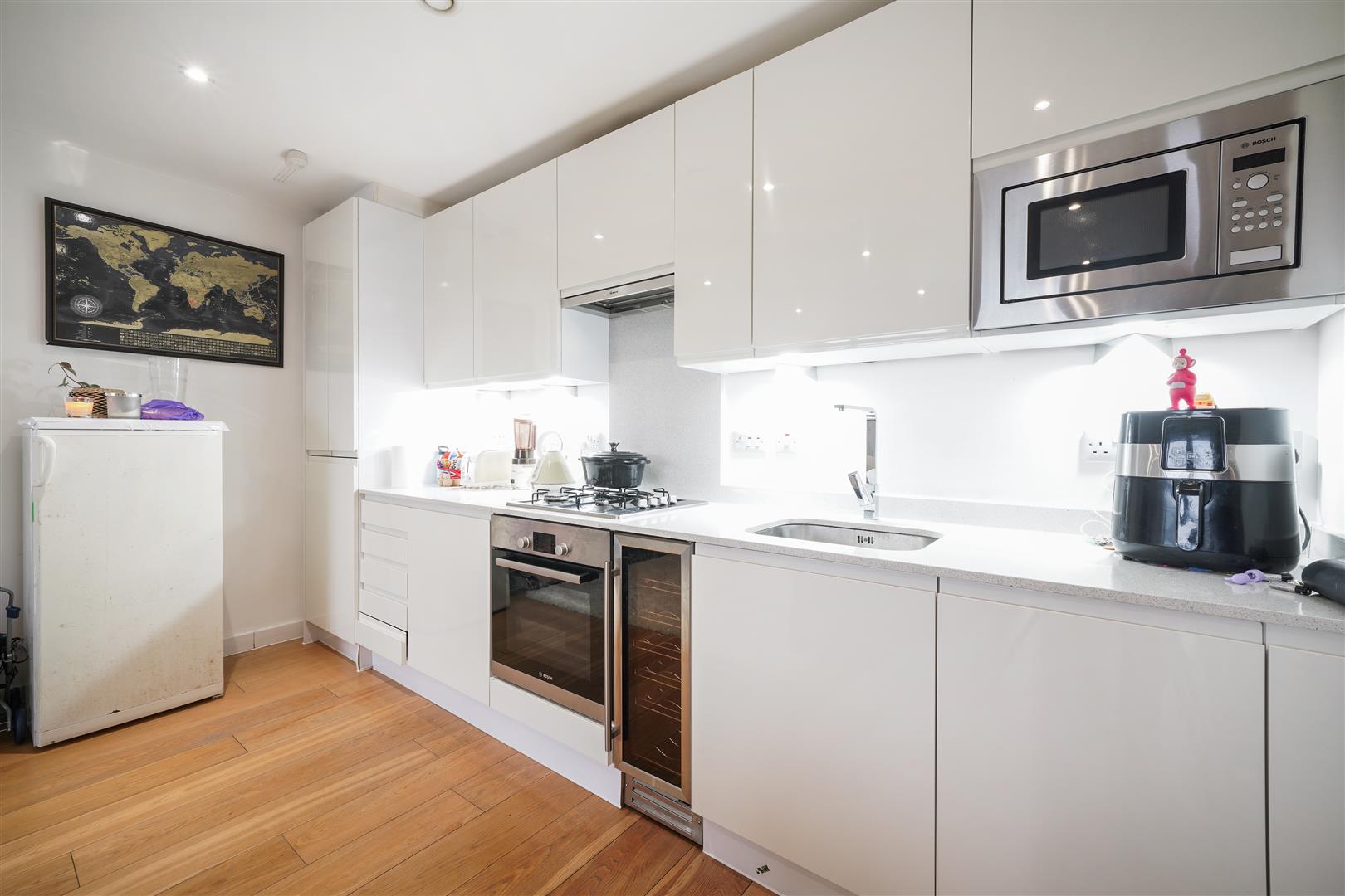 1 bed apartment for sale in Bromley Road, London  - Property Image 6