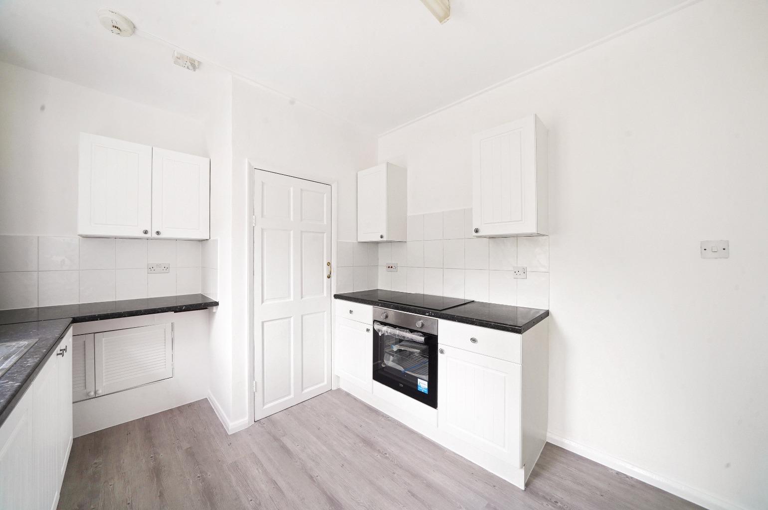 2 bed flat to rent in Mayeswood Road, London  - Property Image 4