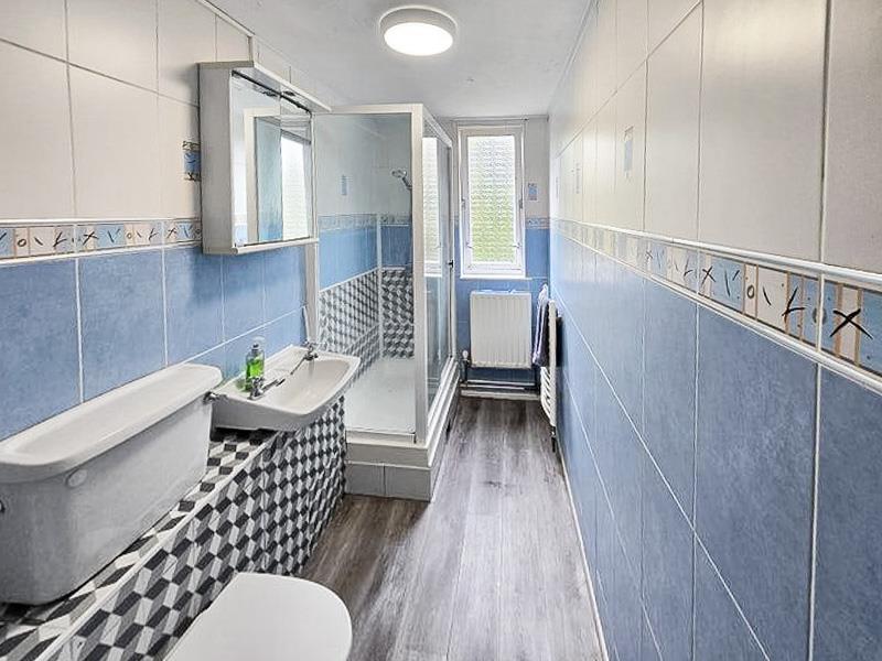 1 bed house share to rent in College Park Close, London  - Property Image 3