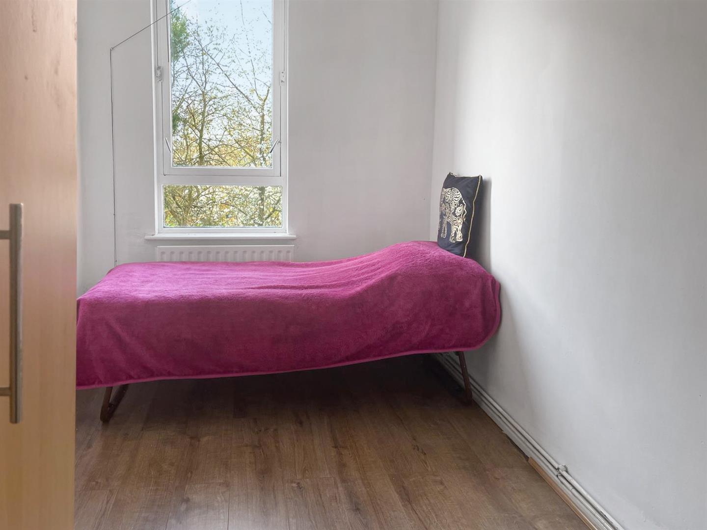 1 bed house share to rent in College Park Close, London  - Property Image 1