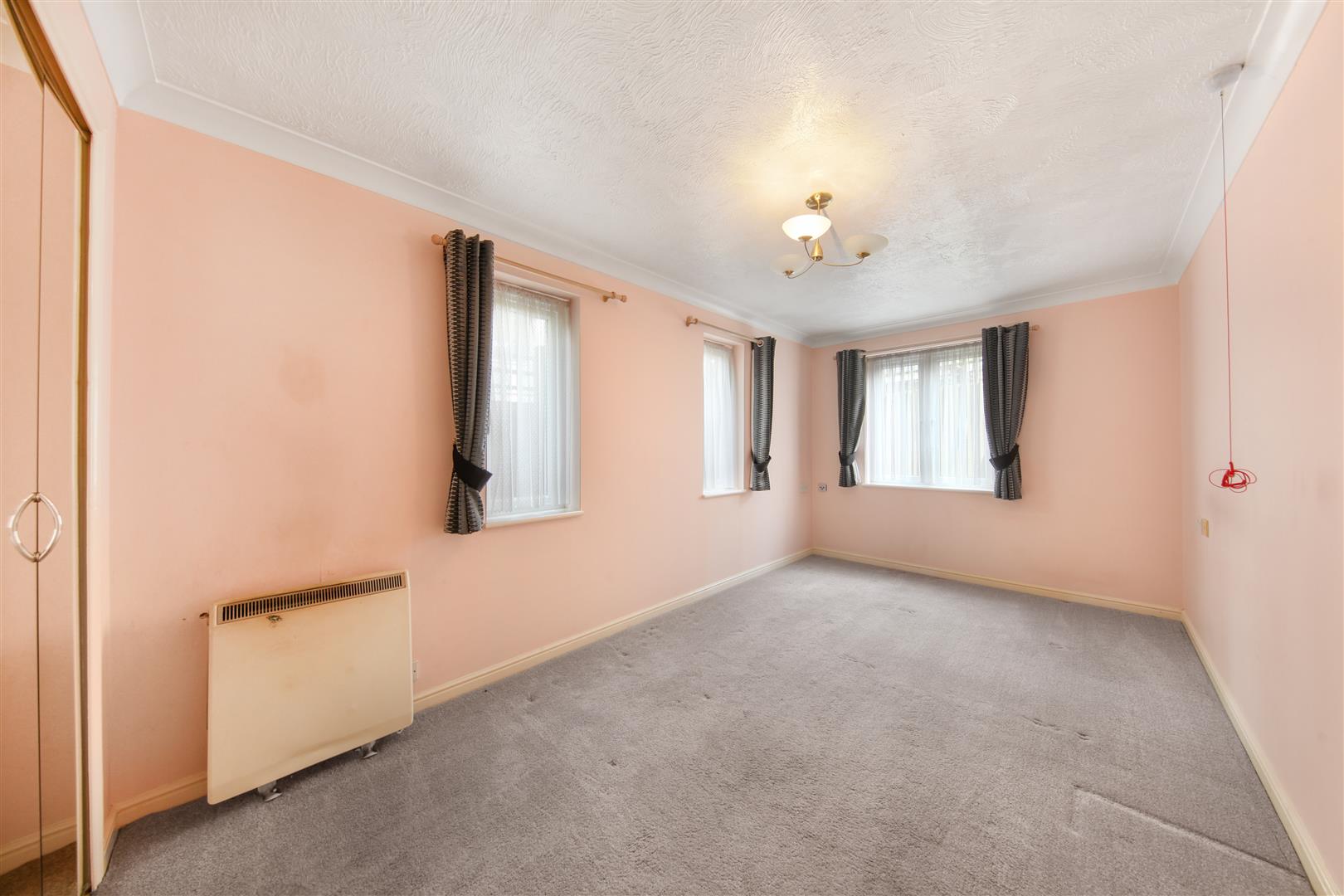 1 bed flat for sale in Whitburn Road, London 8