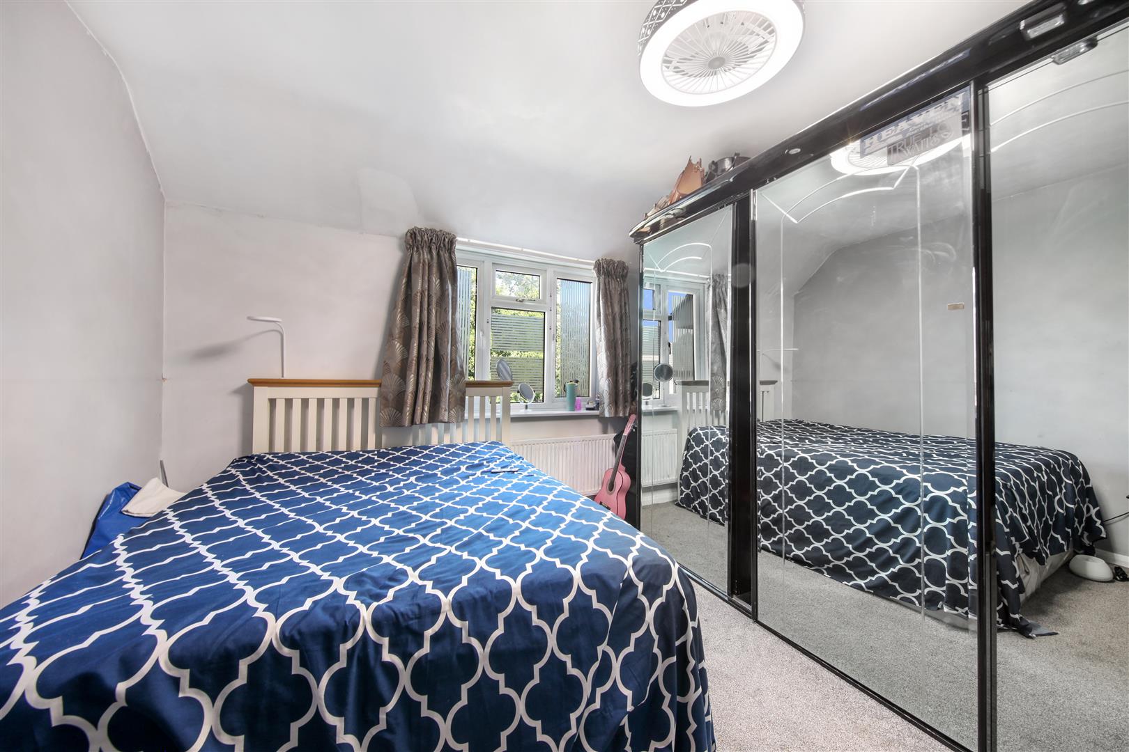 3 bed end of terrace house for sale in King Alfred Avenue, London  - Property Image 9