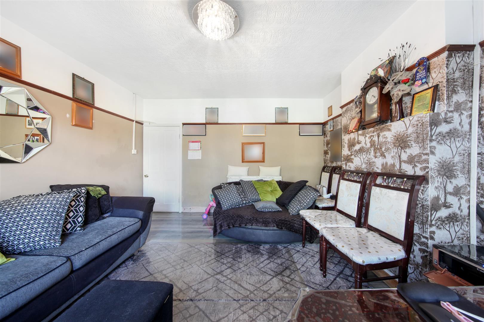 3 bed end of terrace house for sale in King Alfred Avenue, London  - Property Image 5