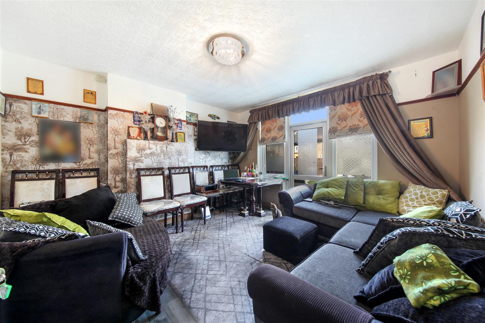 3 bed end of terrace house for sale in King Alfred Avenue, London  - Property Image 3