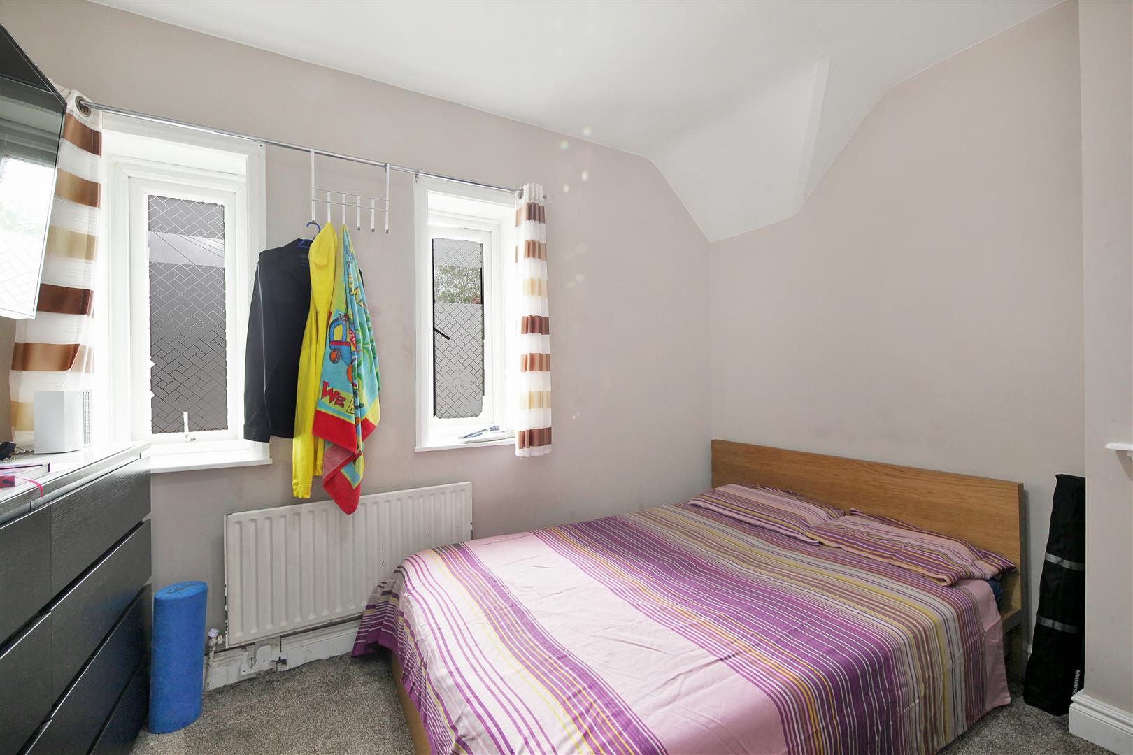 3 bed end of terrace house for sale in King Alfred Avenue, London  - Property Image 5