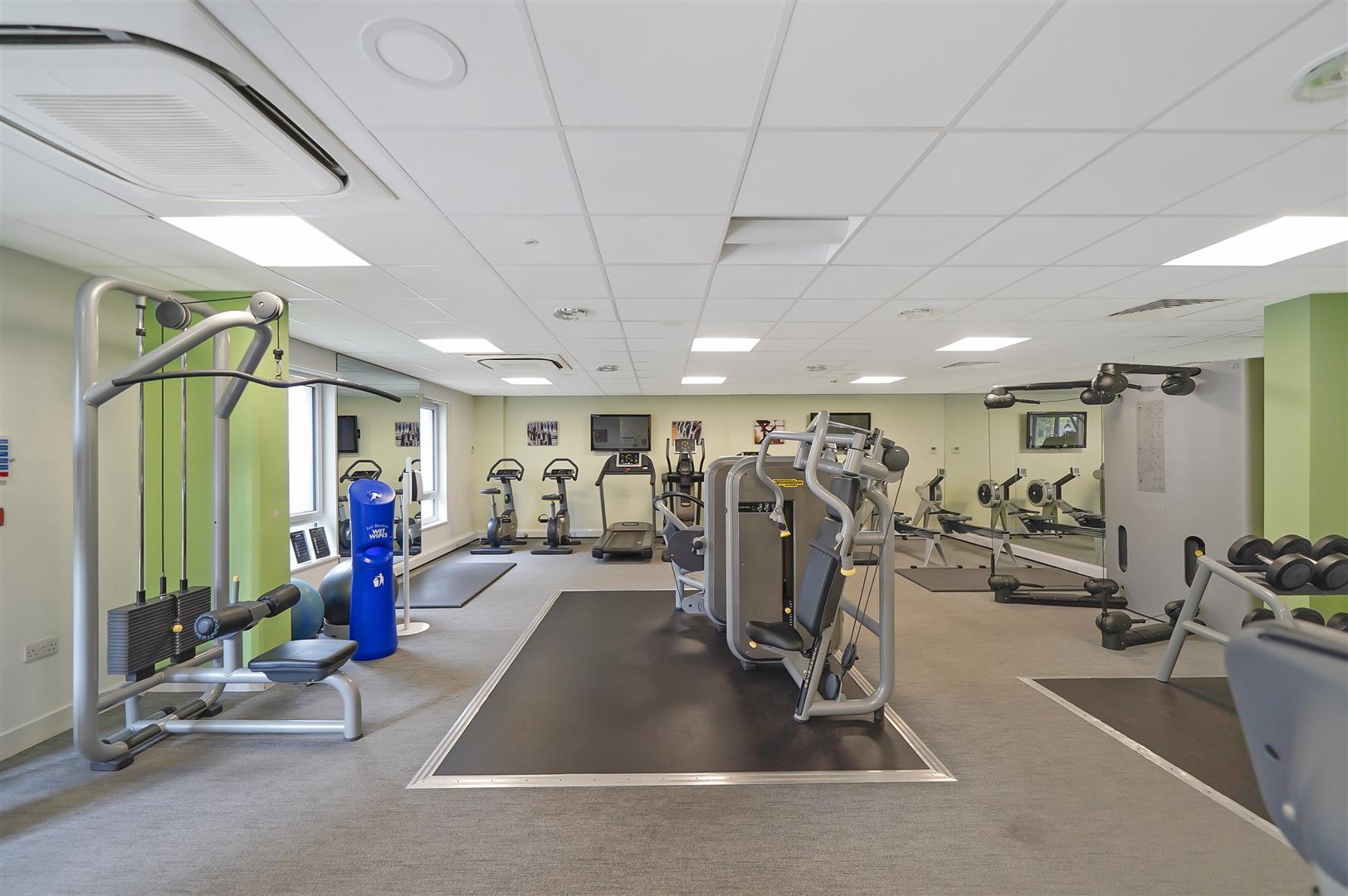 2 bed apartment for sale in Meadowside, London  - Property Image 19