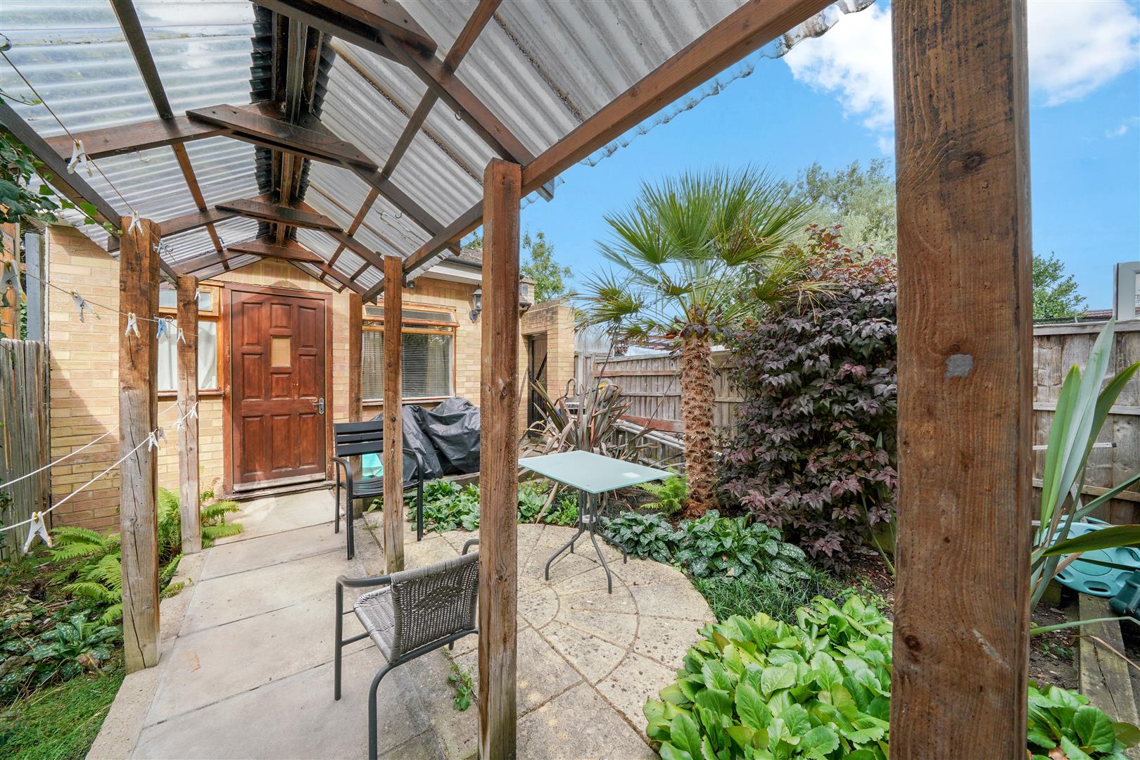5 bed house for sale in Conisborough Crescent, London  - Property Image 7