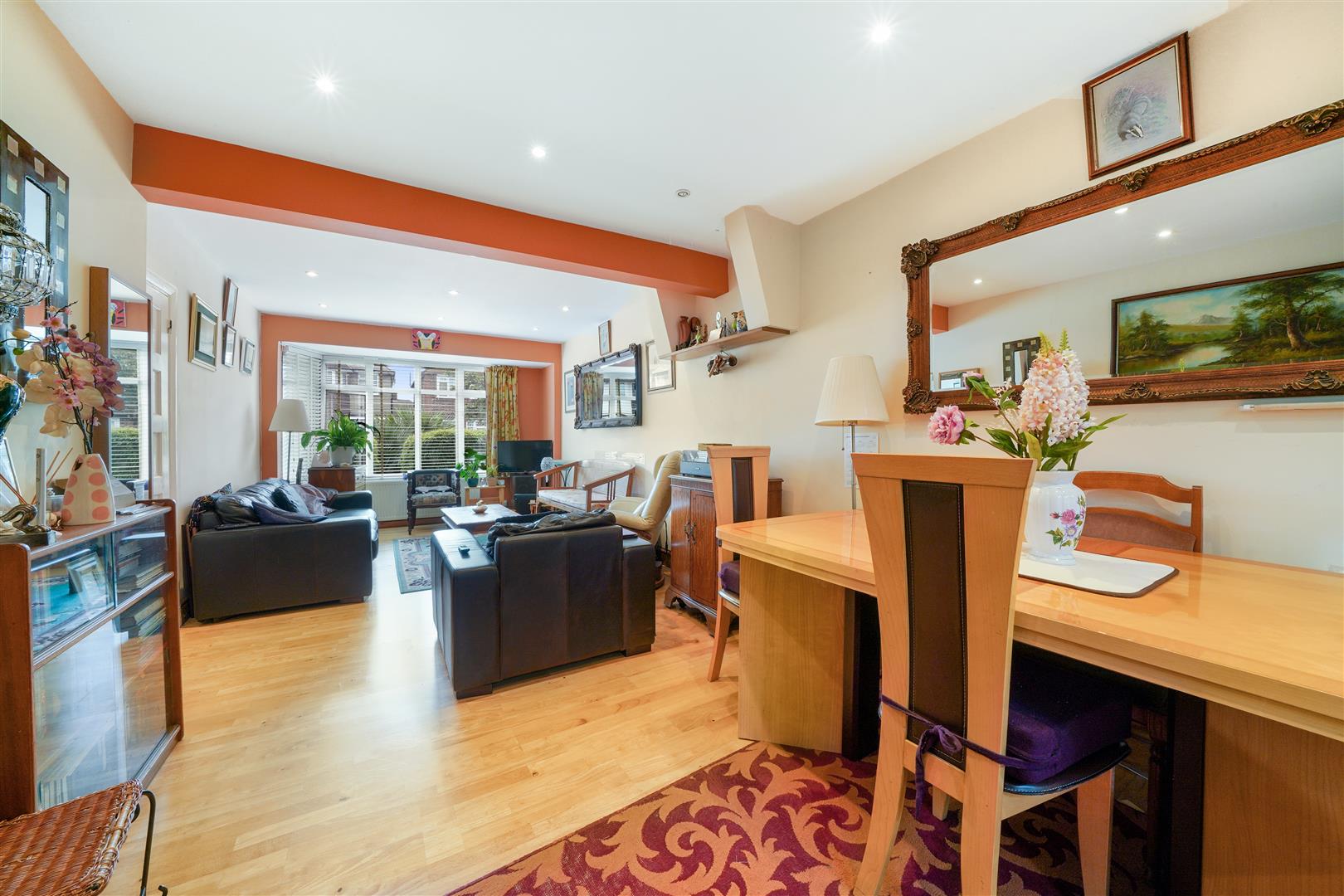 5 bed house for sale in Conisborough Crescent, London  - Property Image 3