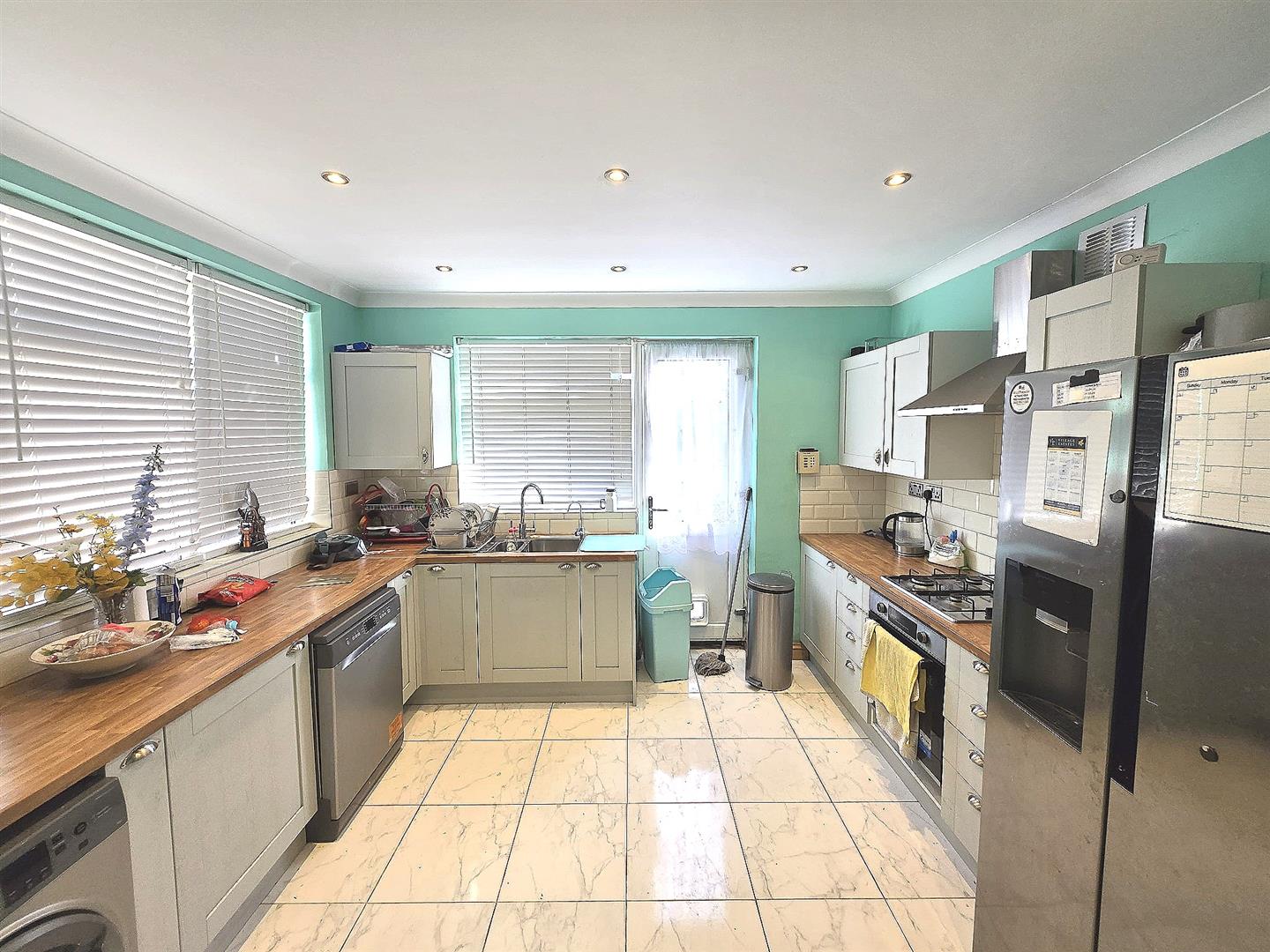 1 bed house share to rent in Iris Avenue, Bexley 1