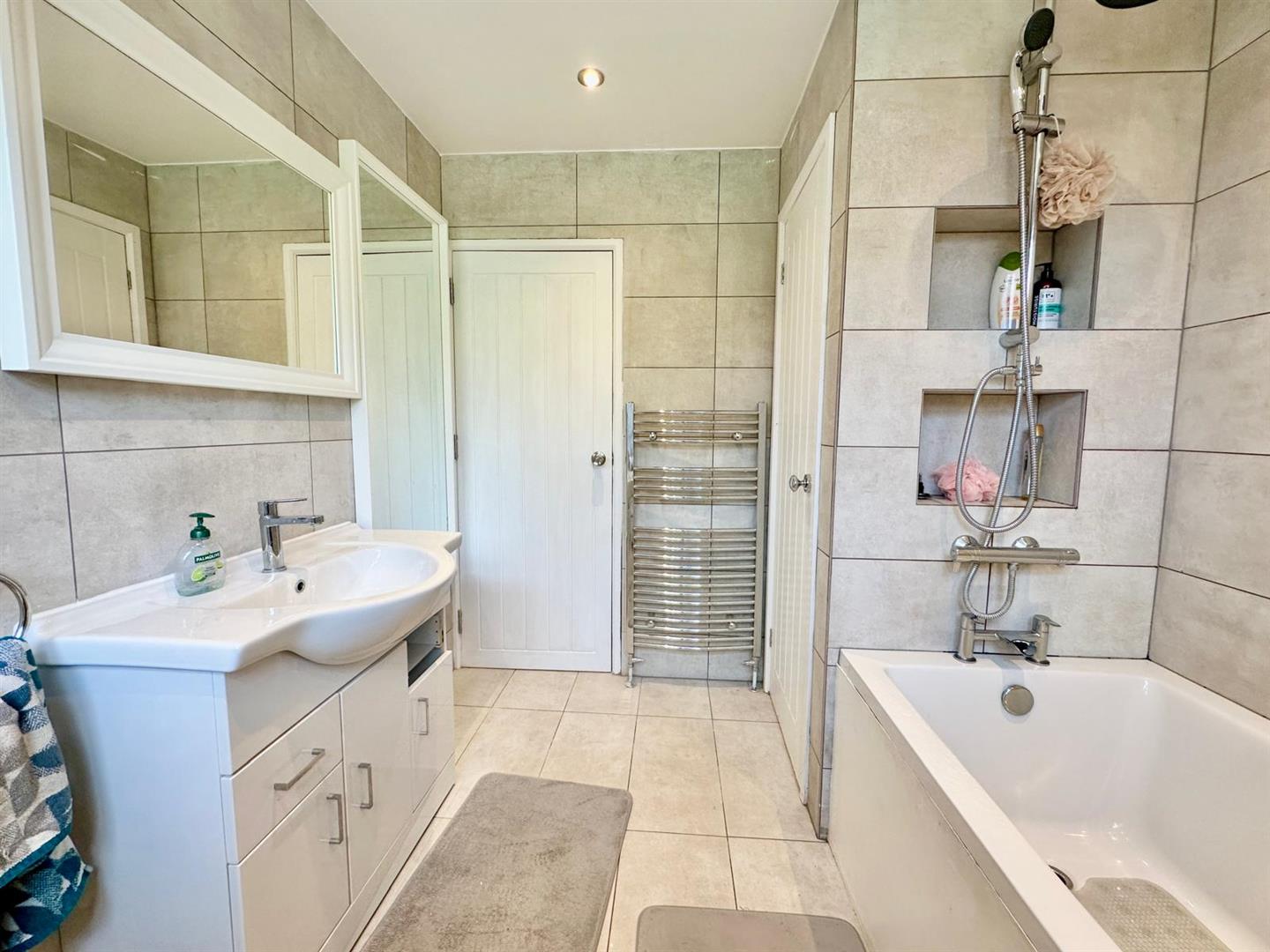 1 bed house share to rent in Iris Avenue, Bexley 2