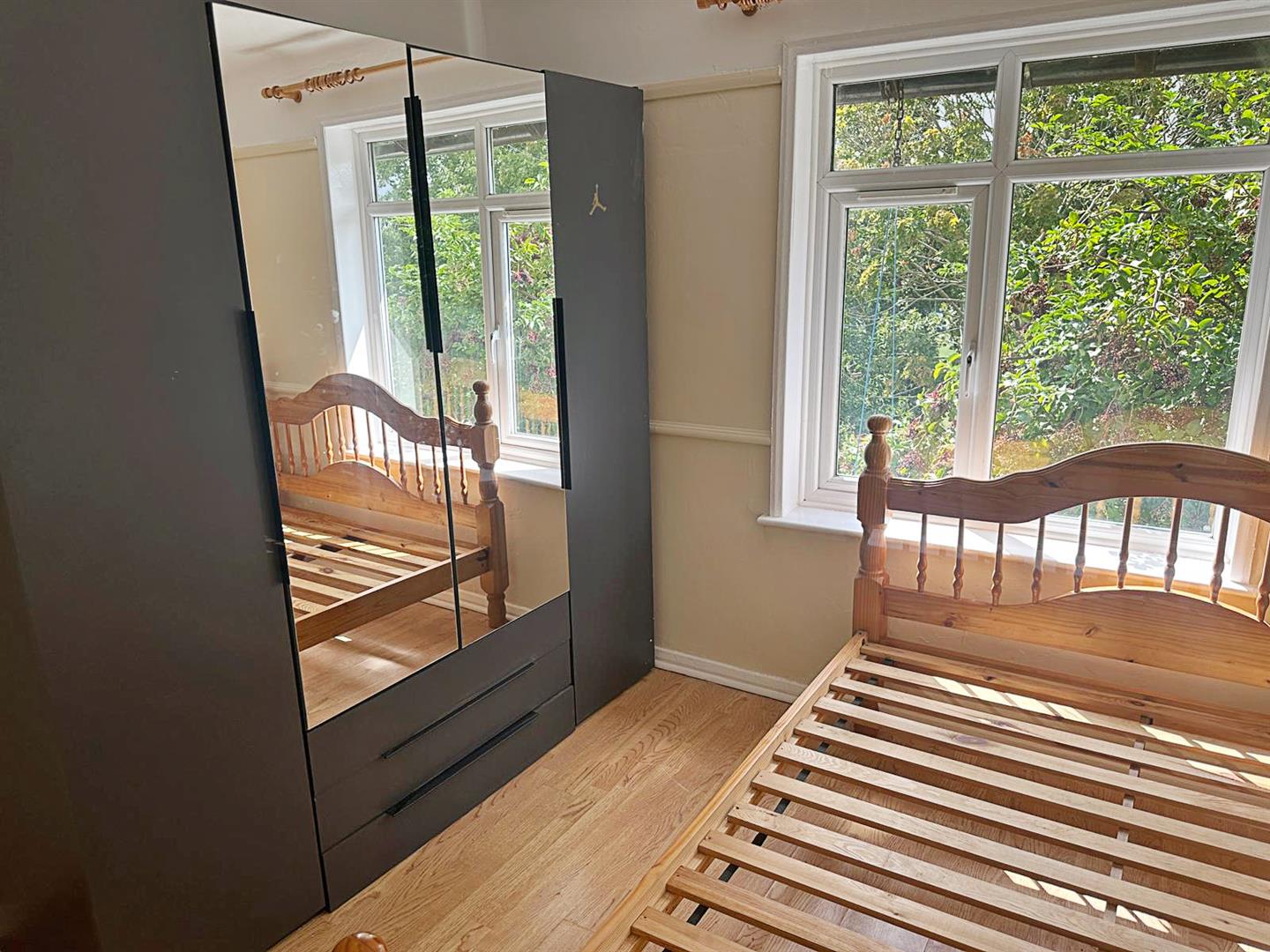 3 bed terraced house to rent in Mayeswood Road, London  - Property Image 4