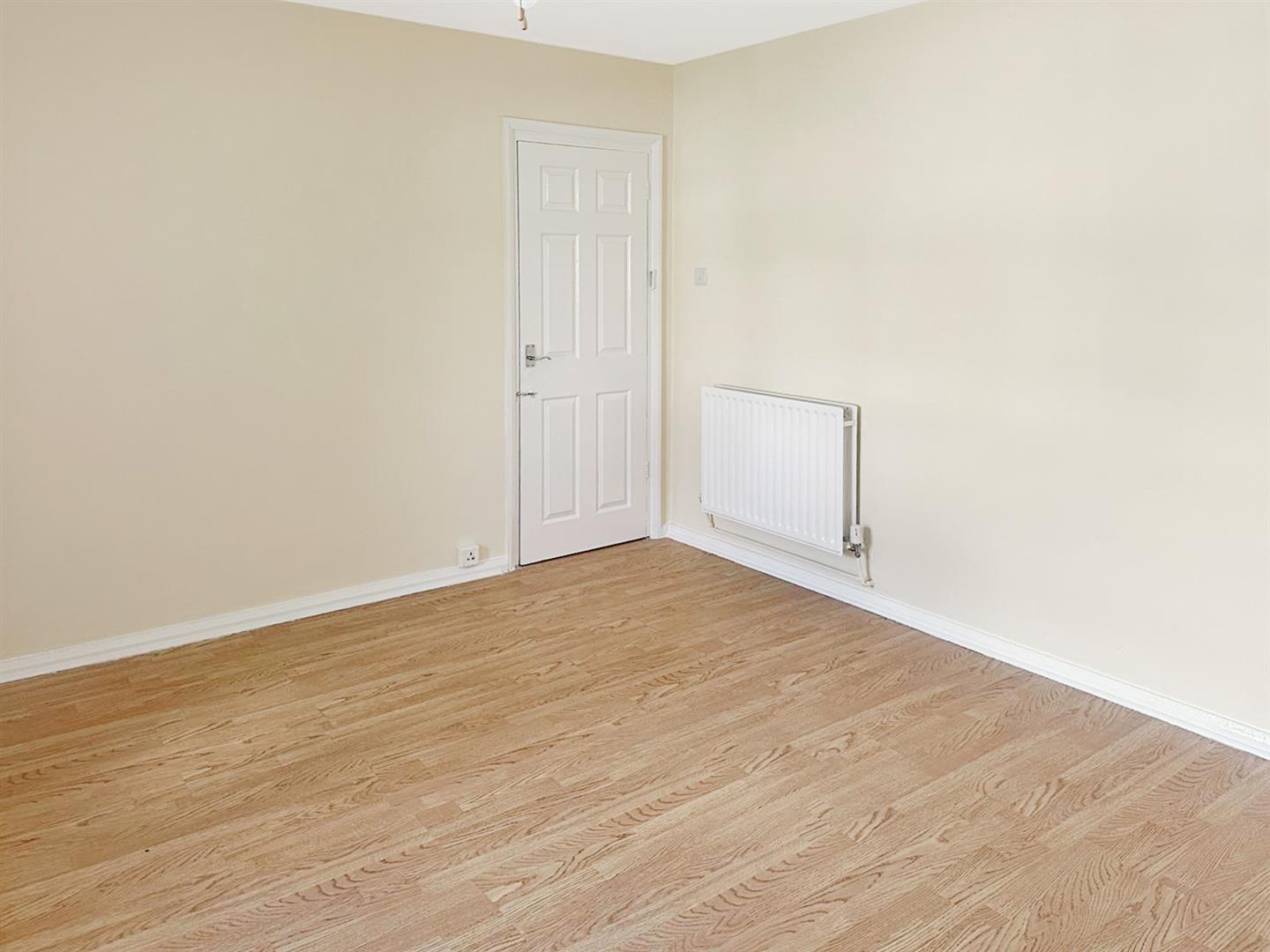 3 bed terraced house to rent in Mayeswood Road, London  - Property Image 6