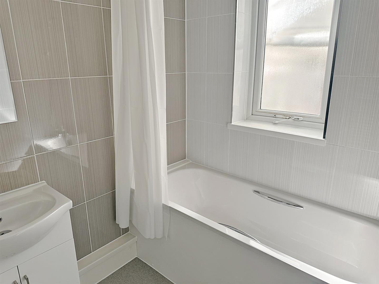 3 bed terraced house to rent in Mayeswood Road, London  - Property Image 7