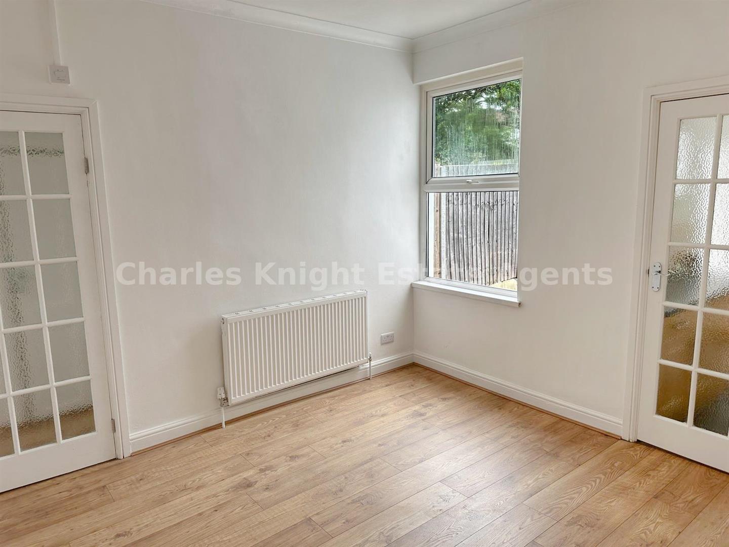 3 bed house to rent in Glenfarg Road, London  - Property Image 3