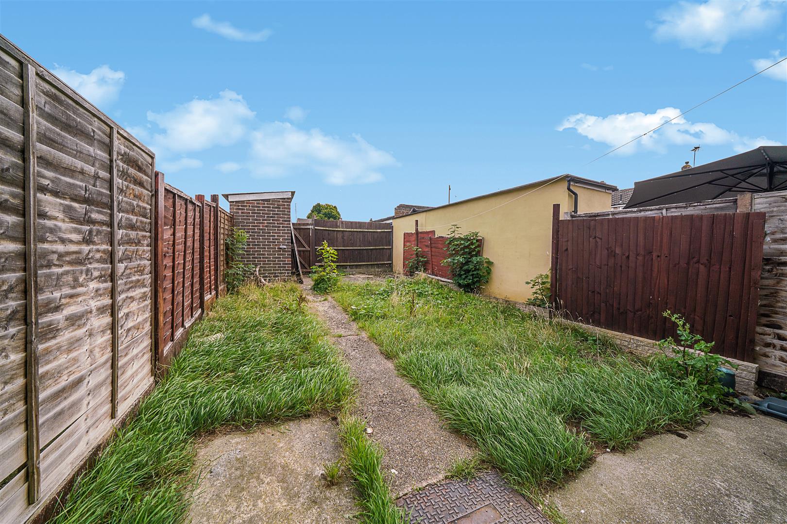 3 bed terraced house for sale in Wickham Street, Welling 10