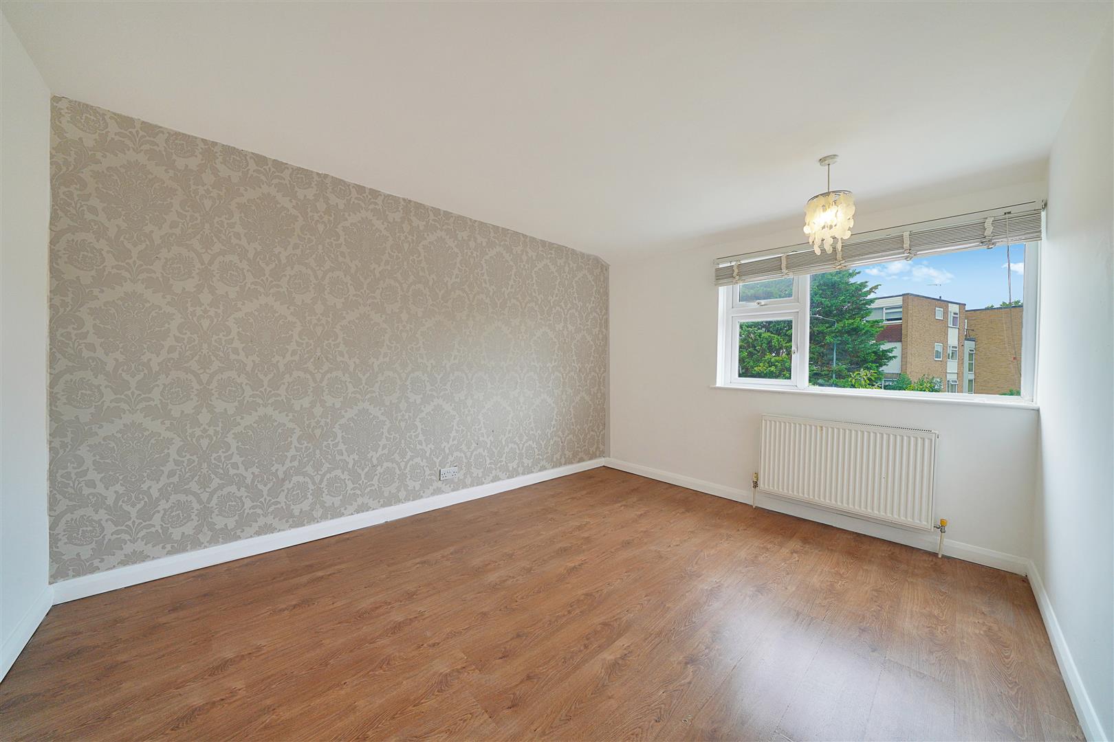 3 bed terraced house for sale in Wickham Street, Welling 5