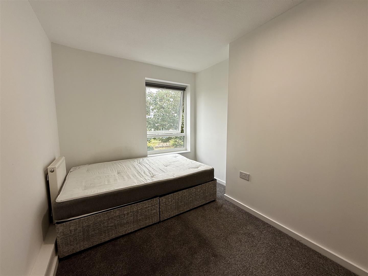 5 bed flat to rent in Sharratt Street, London  - Property Image 11