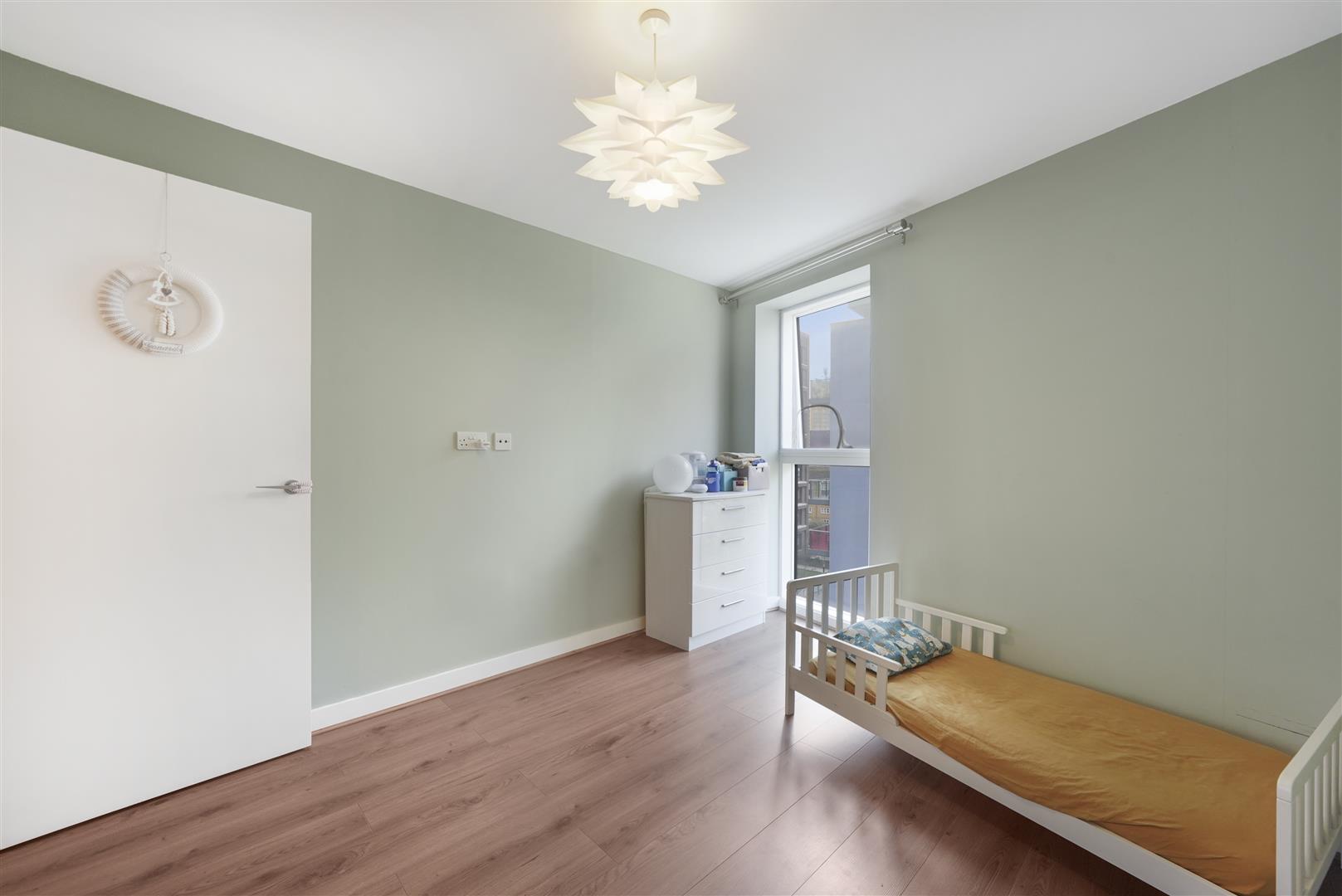 2 bed flat for sale in Conington Road, London 11