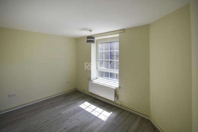 3 bed flat to rent in Frendsbury Road, Brockley  - Property Image 10