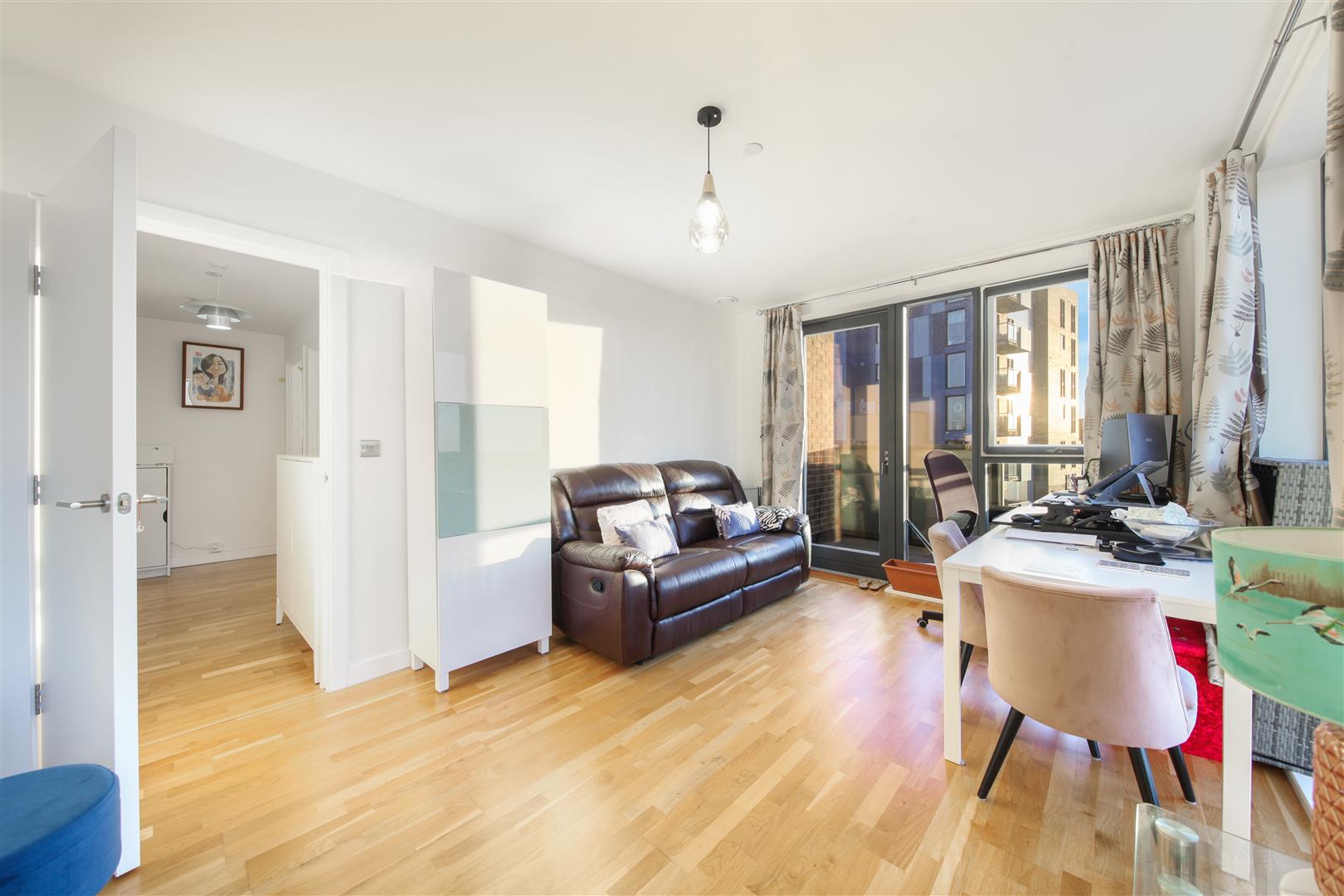 2 bed flat for sale in Larkwood Avenue, London 1