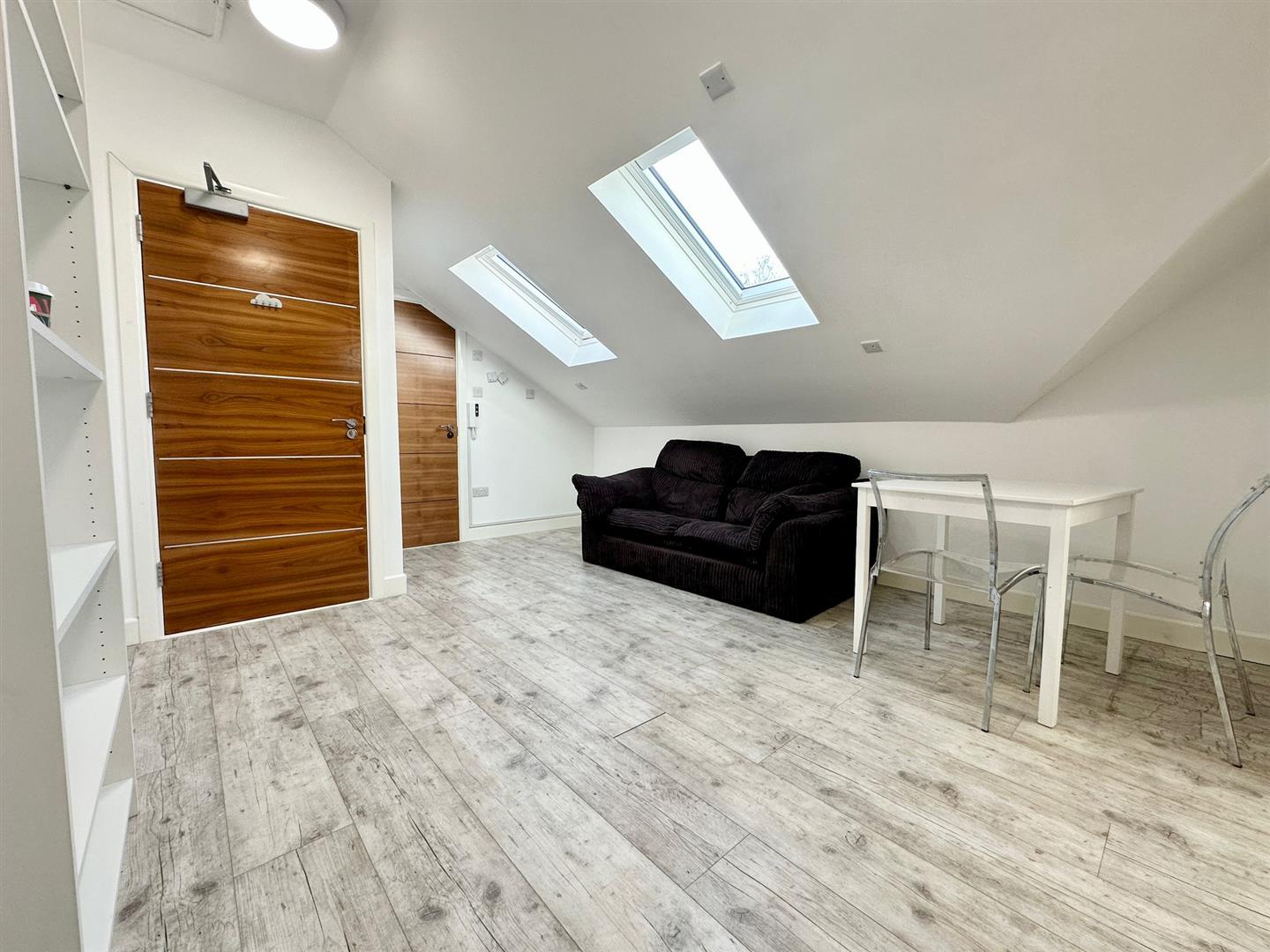 1 bed flat to rent in Woolwich Road, London 2