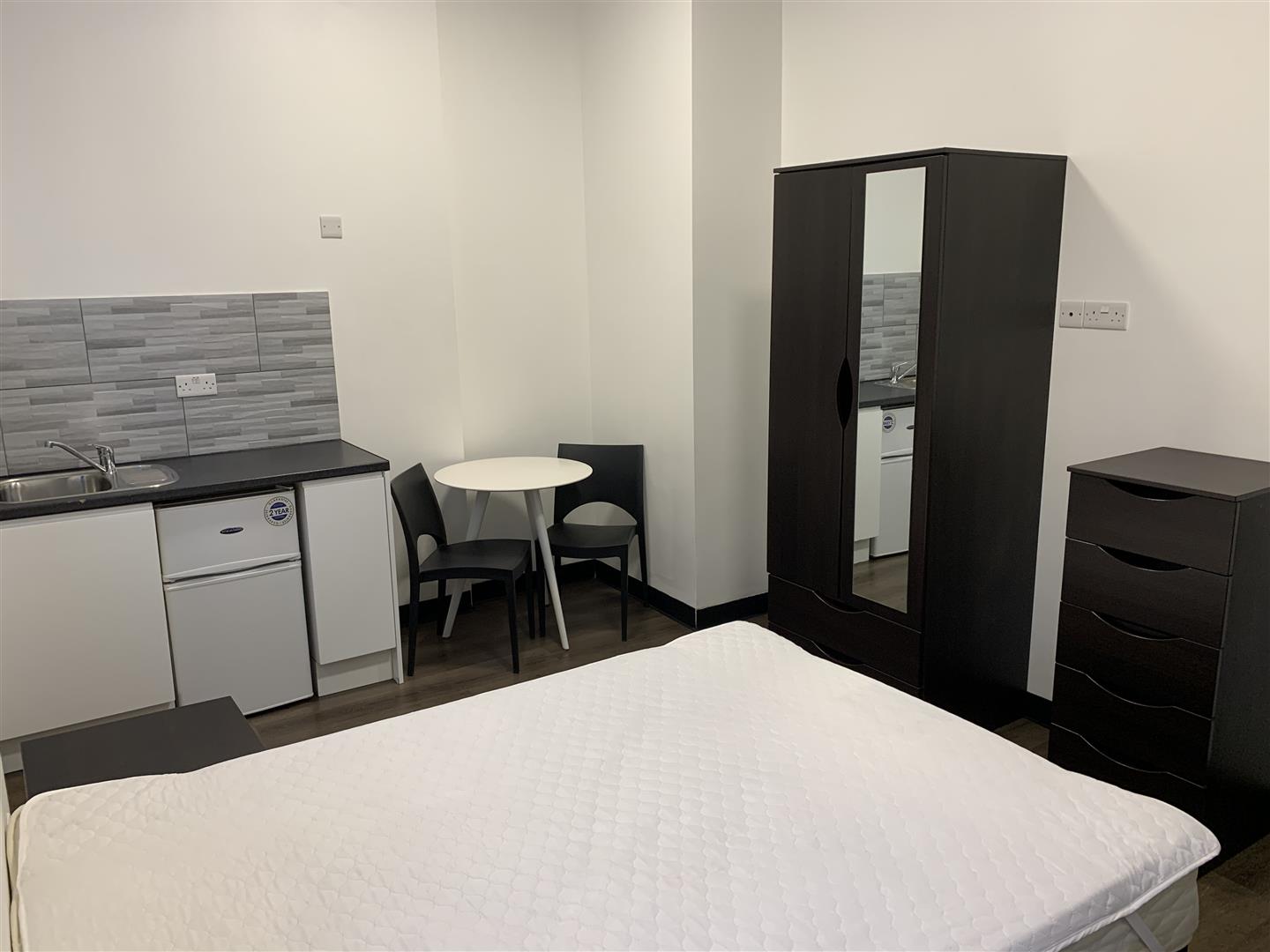 1 bed flat to rent in Parish Lane, London, SE20