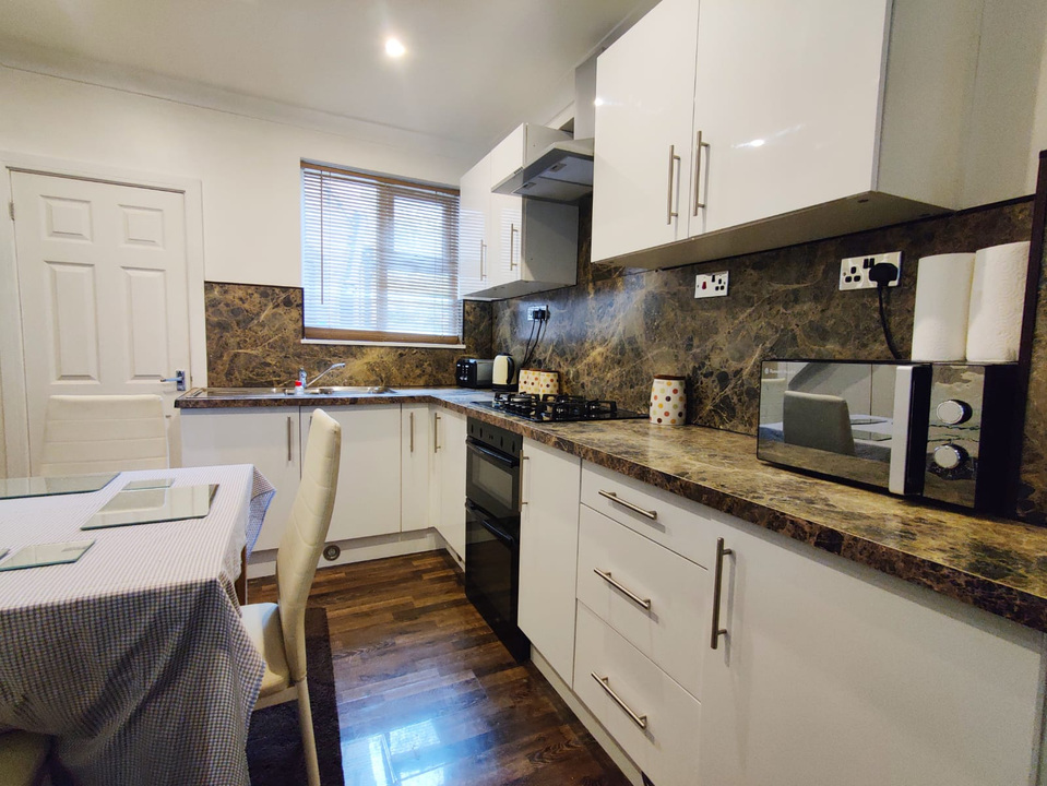 1 bed terraced house to rent in Peacock Street, Norwich  - Property Image 4
