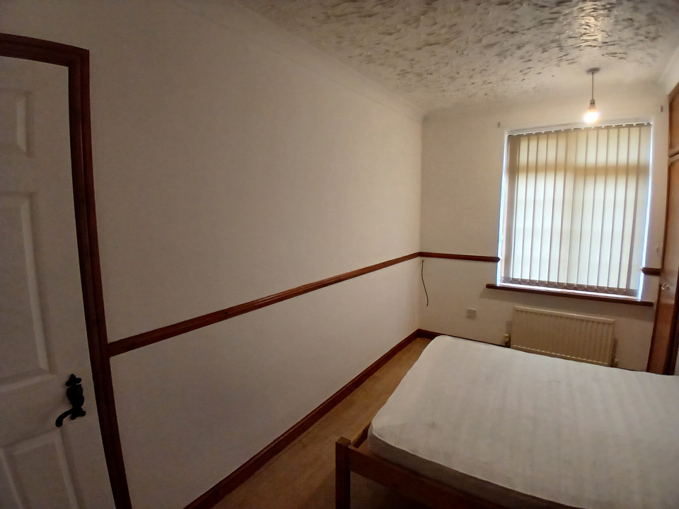 3 bed terraced house to rent in Beverley Road, Norwich 8