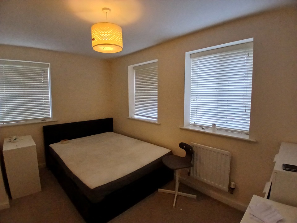 4 bed semi-detached house to rent in Viola Close, Norwich 6